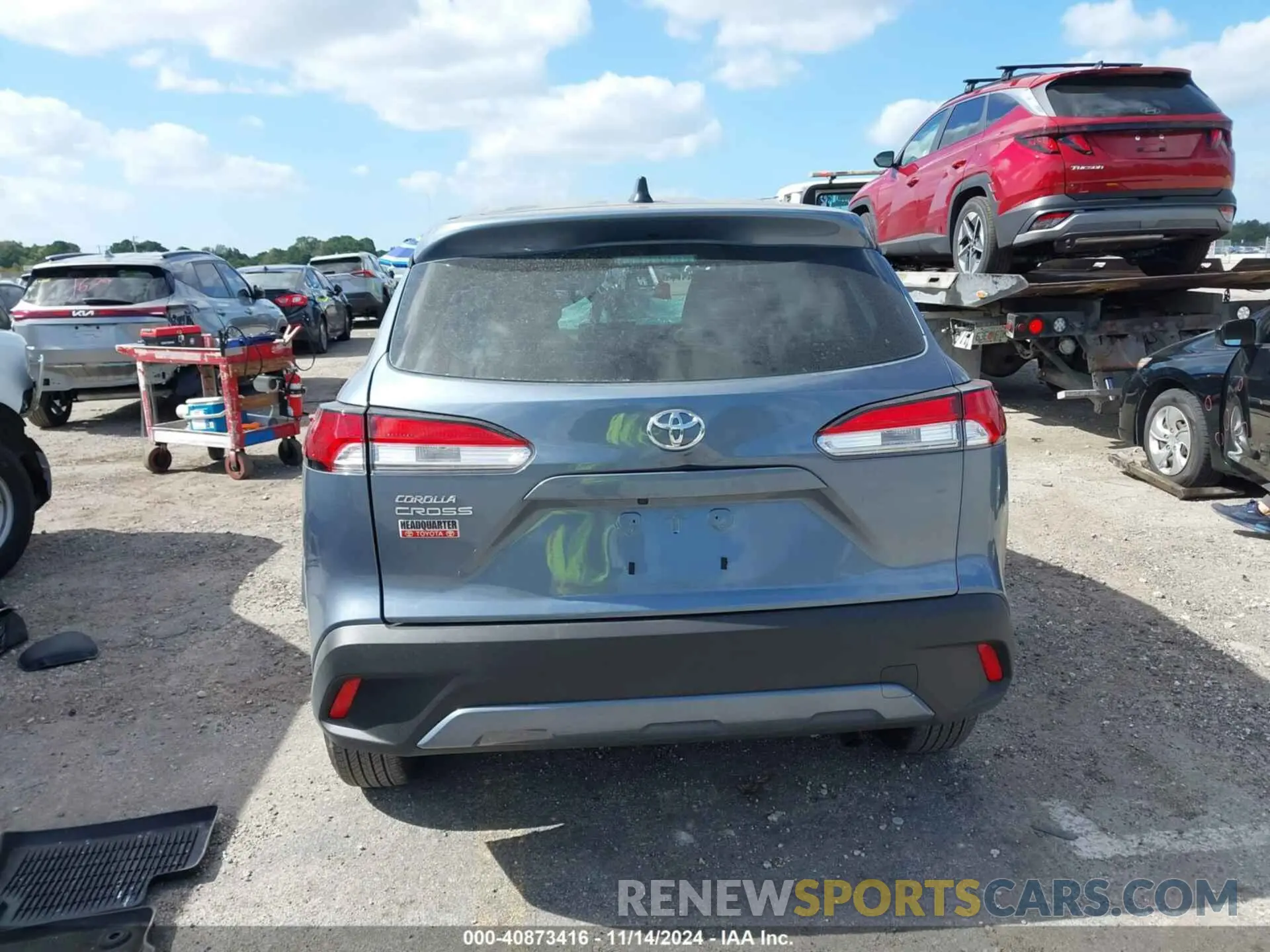 16 fotografías del automóvil dañado 7MUAAAAG9RV096682 TOYOTA COROLLA CROSS 2024