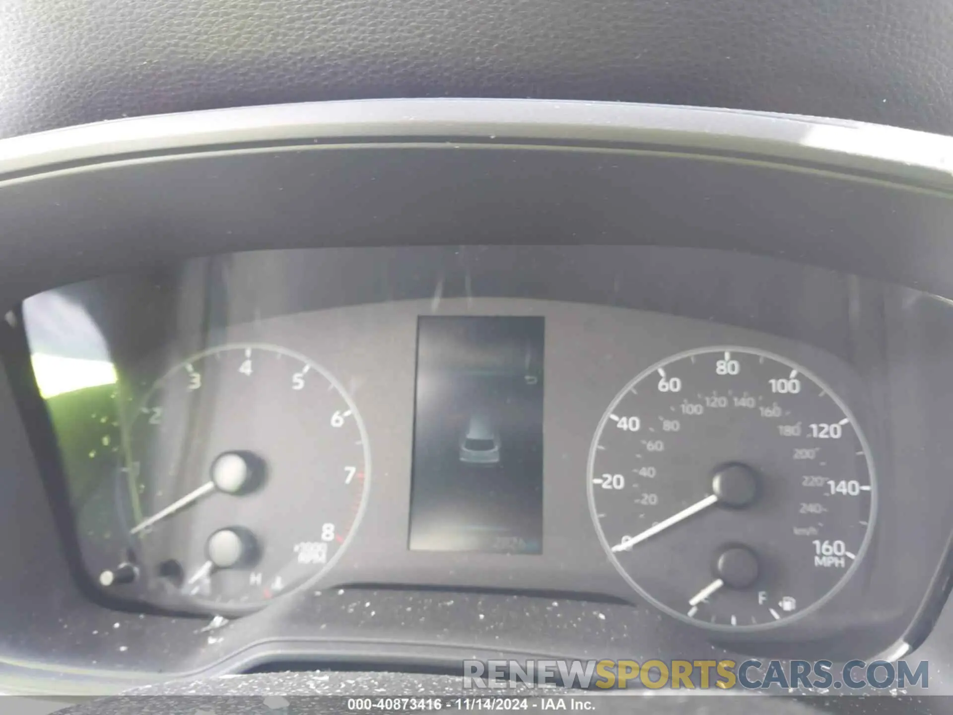 7 fotografías del automóvil dañado 7MUAAAAG9RV096682 TOYOTA COROLLA CROSS 2024