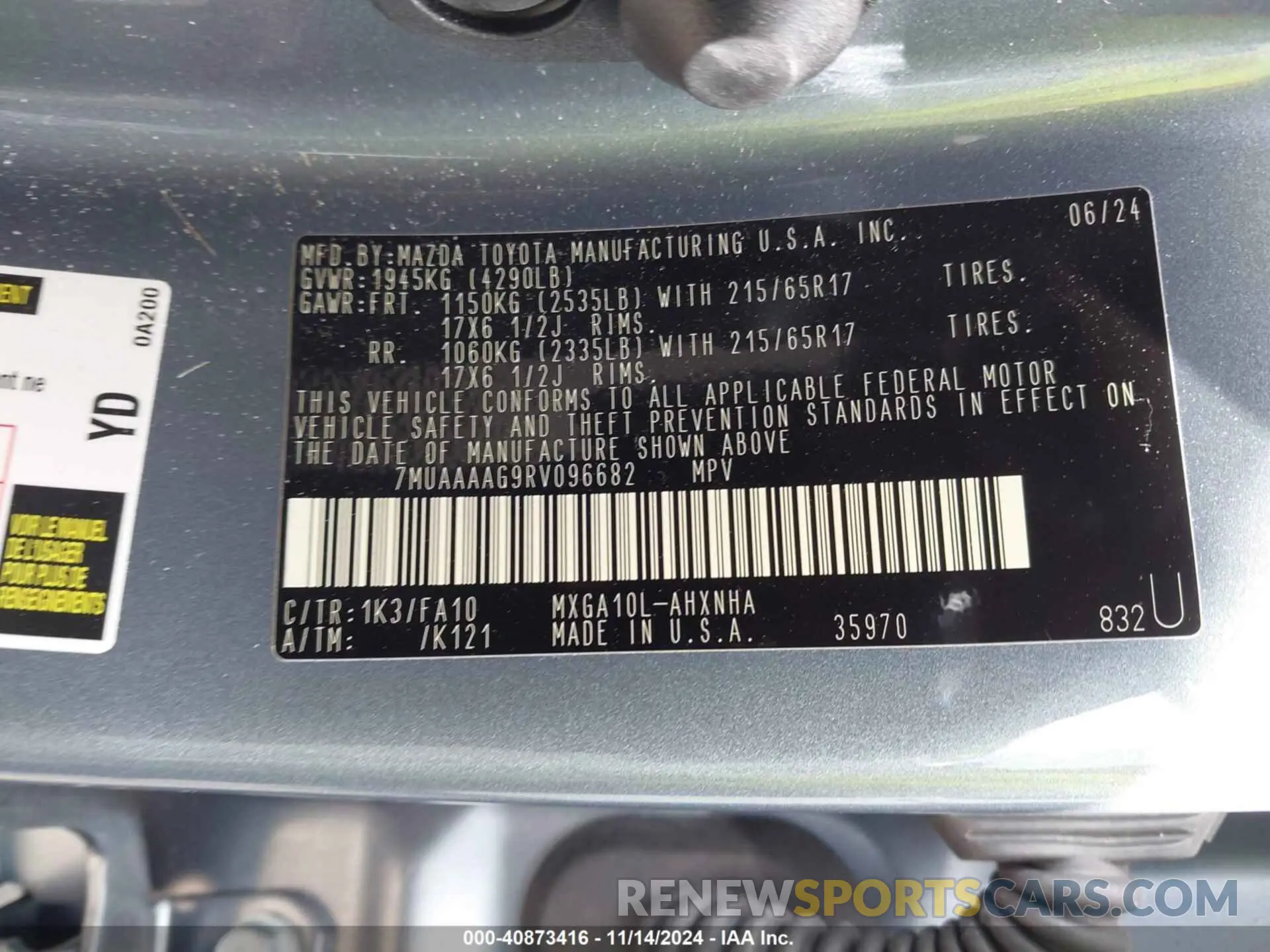 9 fotografías del automóvil dañado 7MUAAAAG9RV096682 TOYOTA COROLLA CROSS 2024