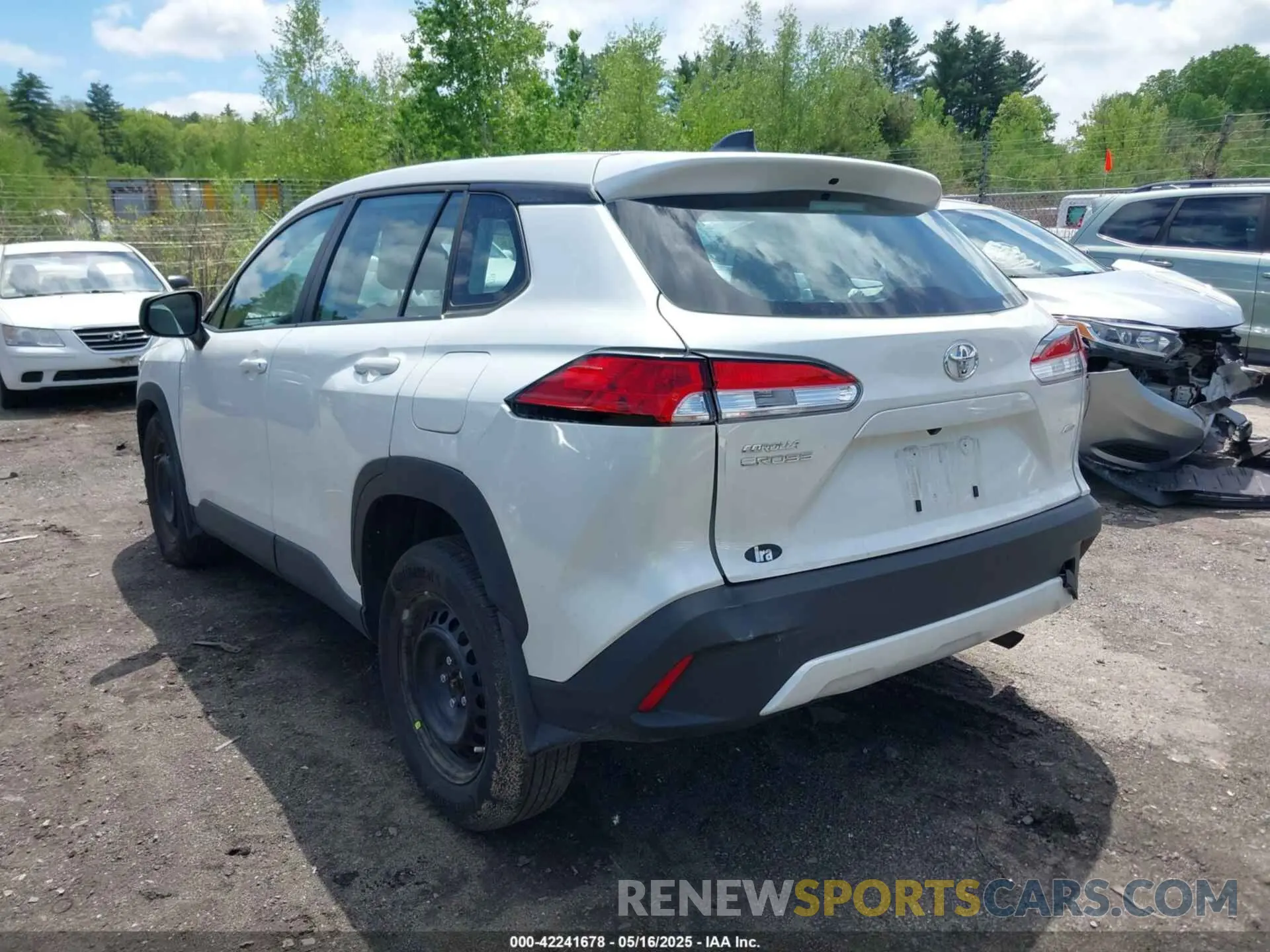 3 fotografías del automóvil dañado 7MUAAABG5RV117722 TOYOTA COROLLA CROSS 2024