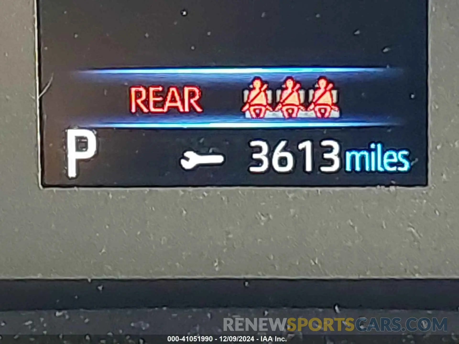 15 fotografías del automóvil dañado 7MUAAABG8RV103362 TOYOTA COROLLA CROSS 2024