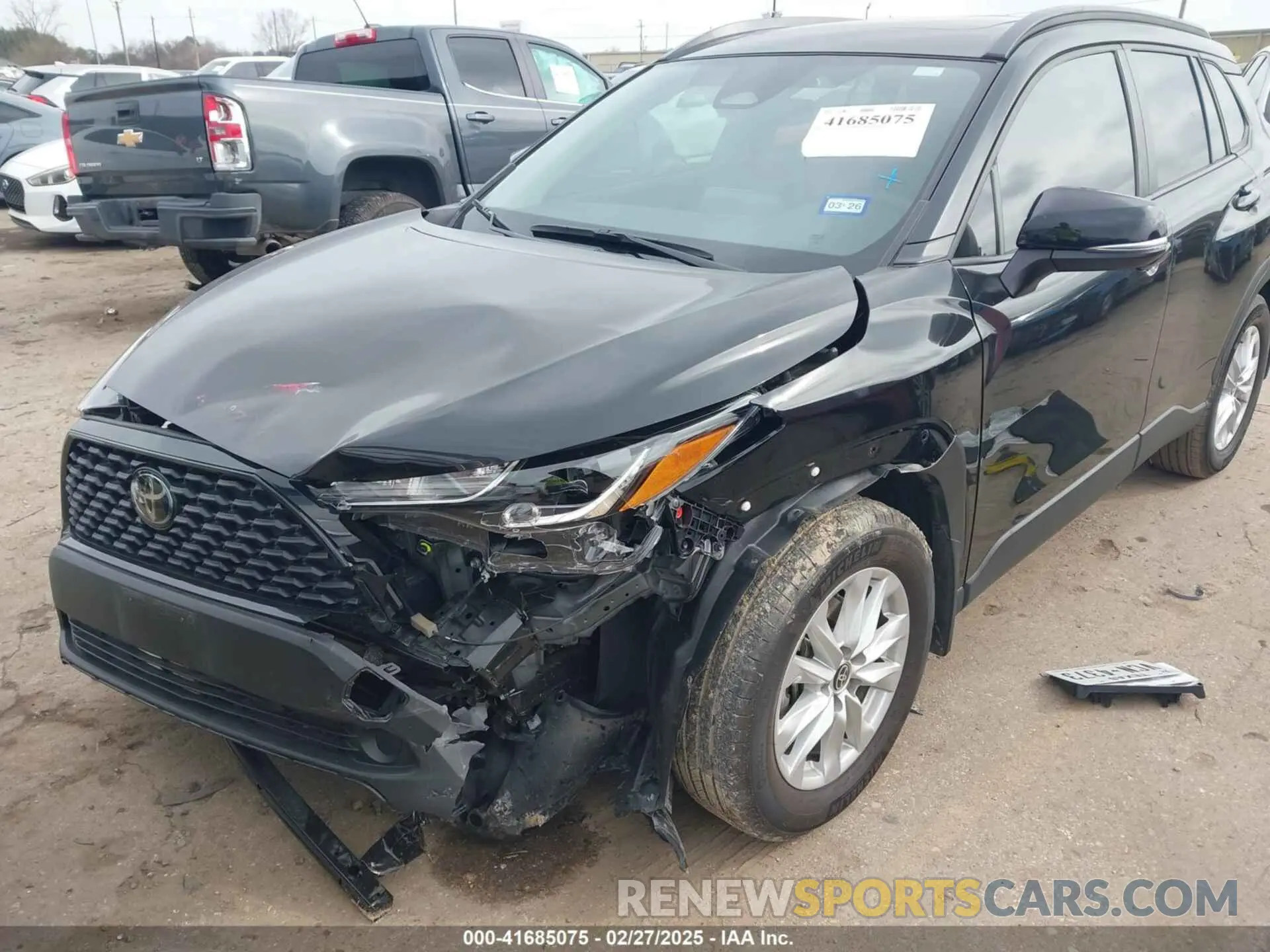 6 fotografías del automóvil dañado 7MUBAAAG6RV084042 TOYOTA COROLLA CROSS 2024