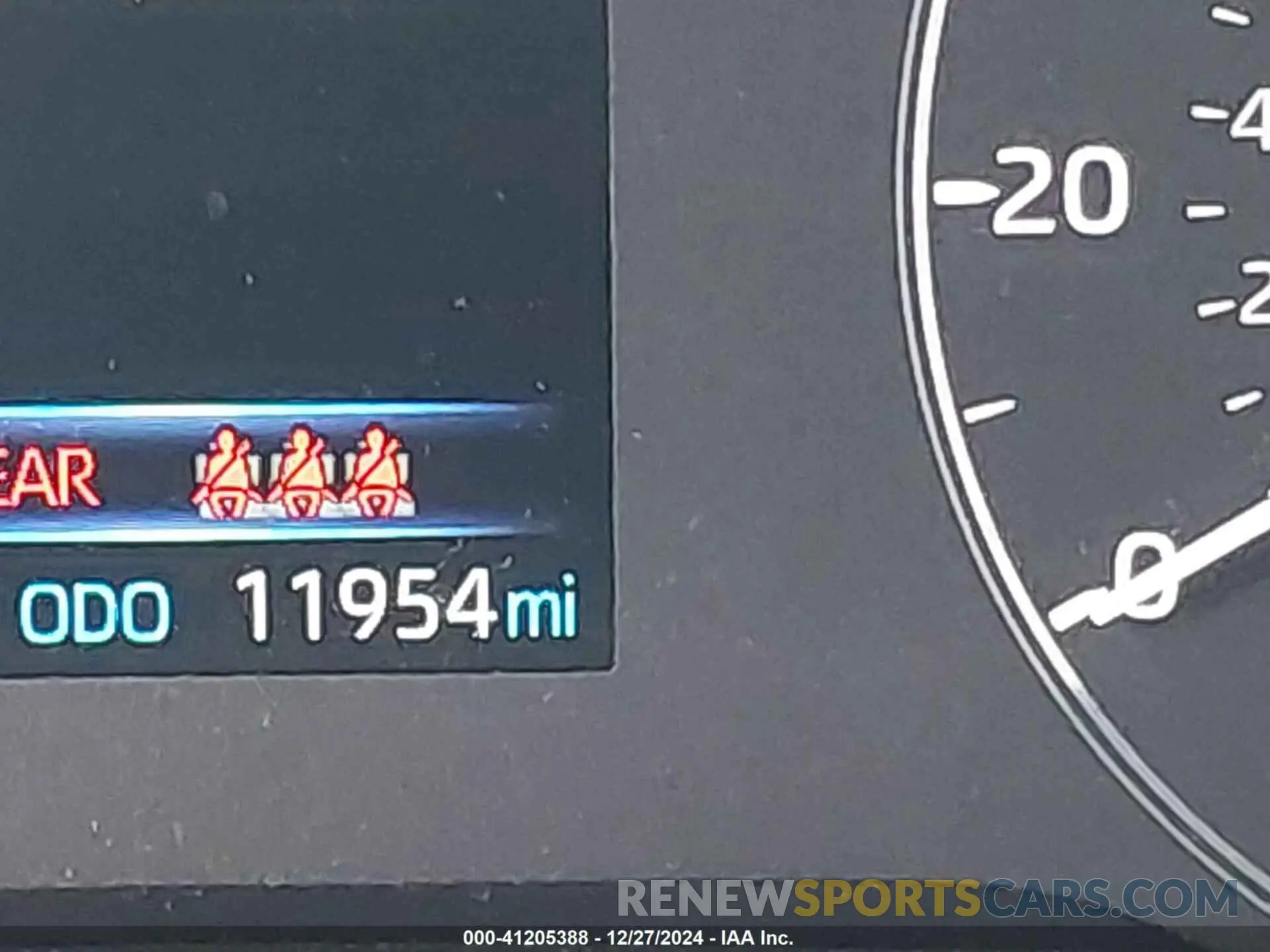15 fotografías del automóvil dañado 7MUBAABG2RV088913 TOYOTA COROLLA CROSS 2024