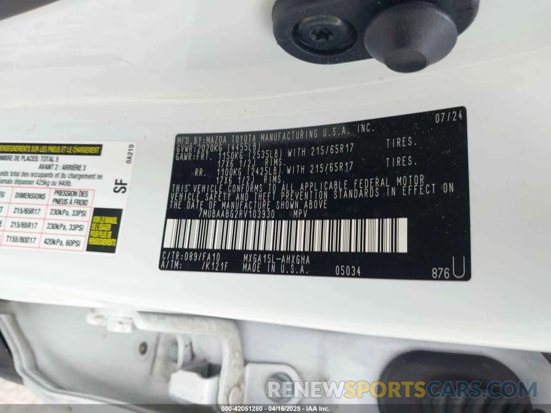 9 fotografías del automóvil dañado 7MUBAABG2RV103930 TOYOTA COROLLA CROSS 2024