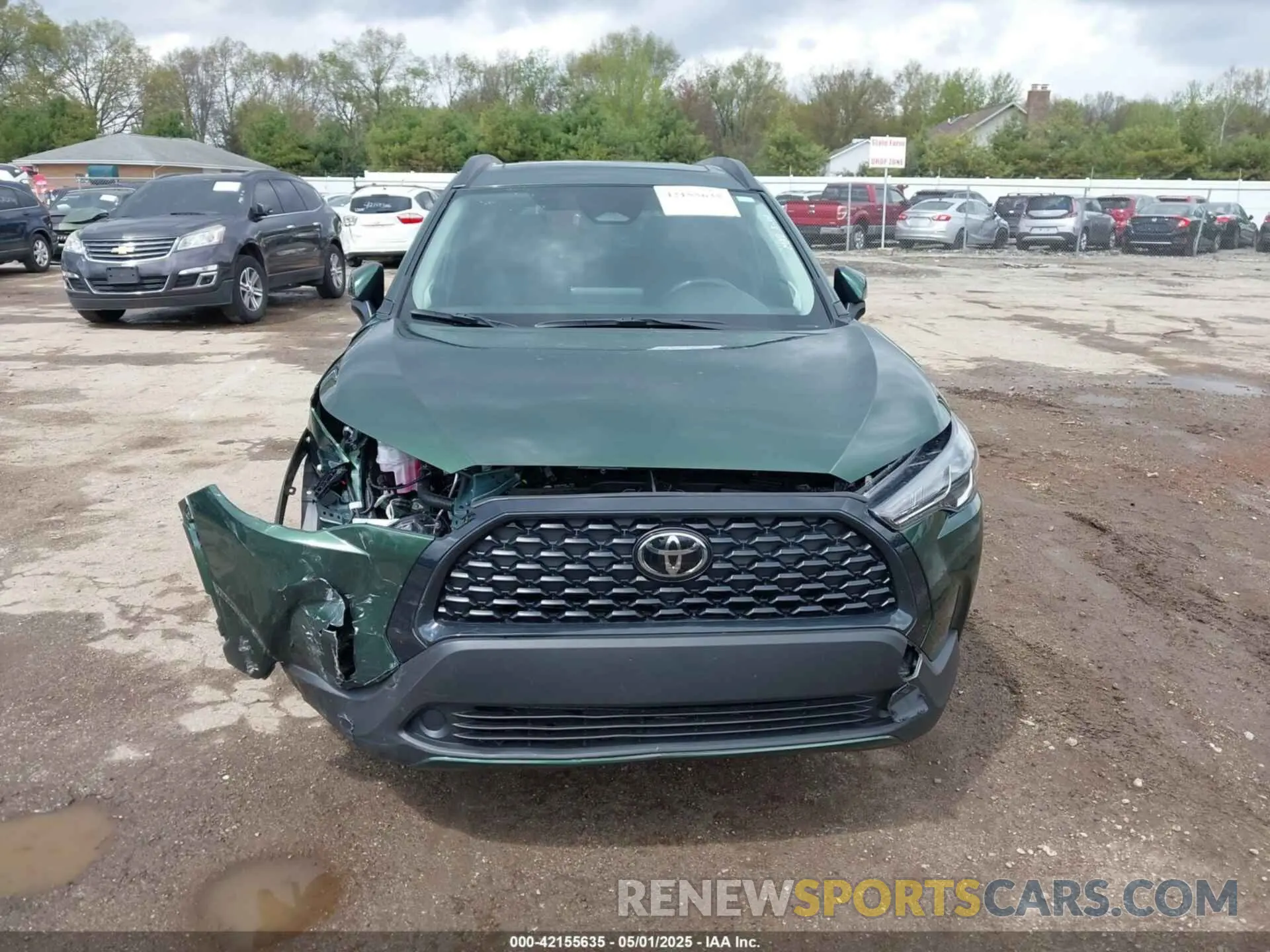 12 fotografías del automóvil dañado 7MUBAABG4RV091490 TOYOTA COROLLA CROSS 2024