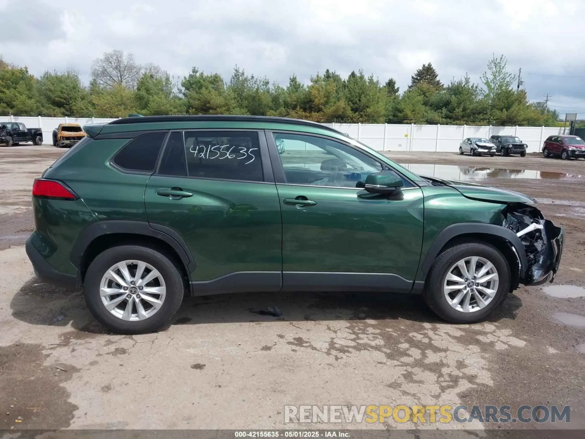 13 fotografías del automóvil dañado 7MUBAABG4RV091490 TOYOTA COROLLA CROSS 2024