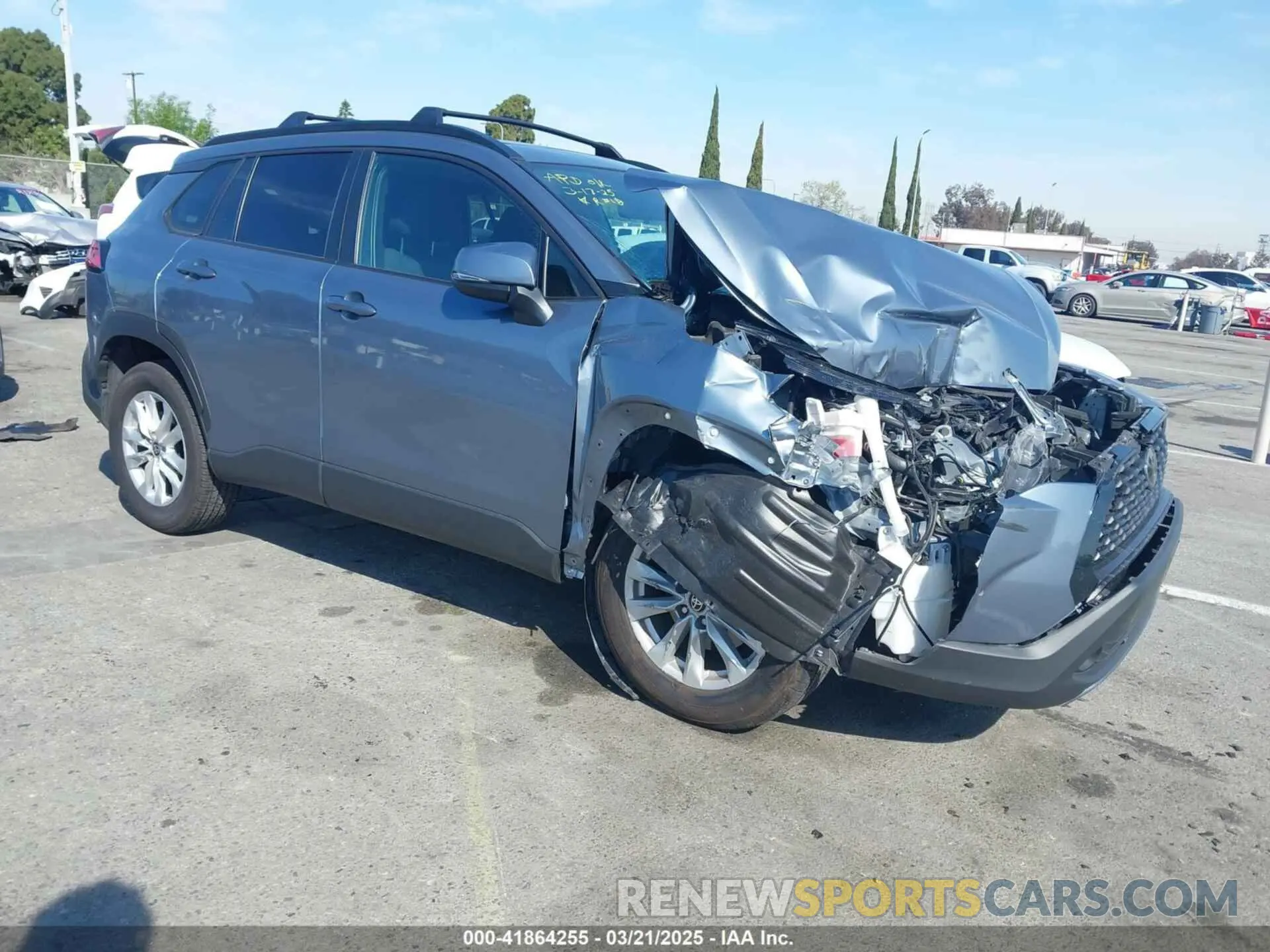 1 fotografías del automóvil dañado 7MUBAABGXRV096631 TOYOTA COROLLA CROSS 2024