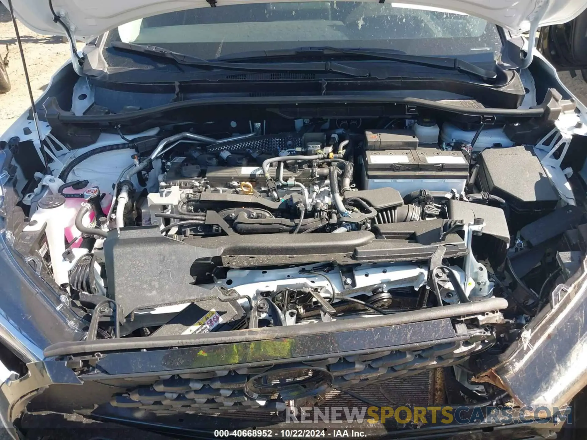 10 fotografías del automóvil dañado 7MUCAAAG2RV107241 TOYOTA COROLLA CROSS 2024