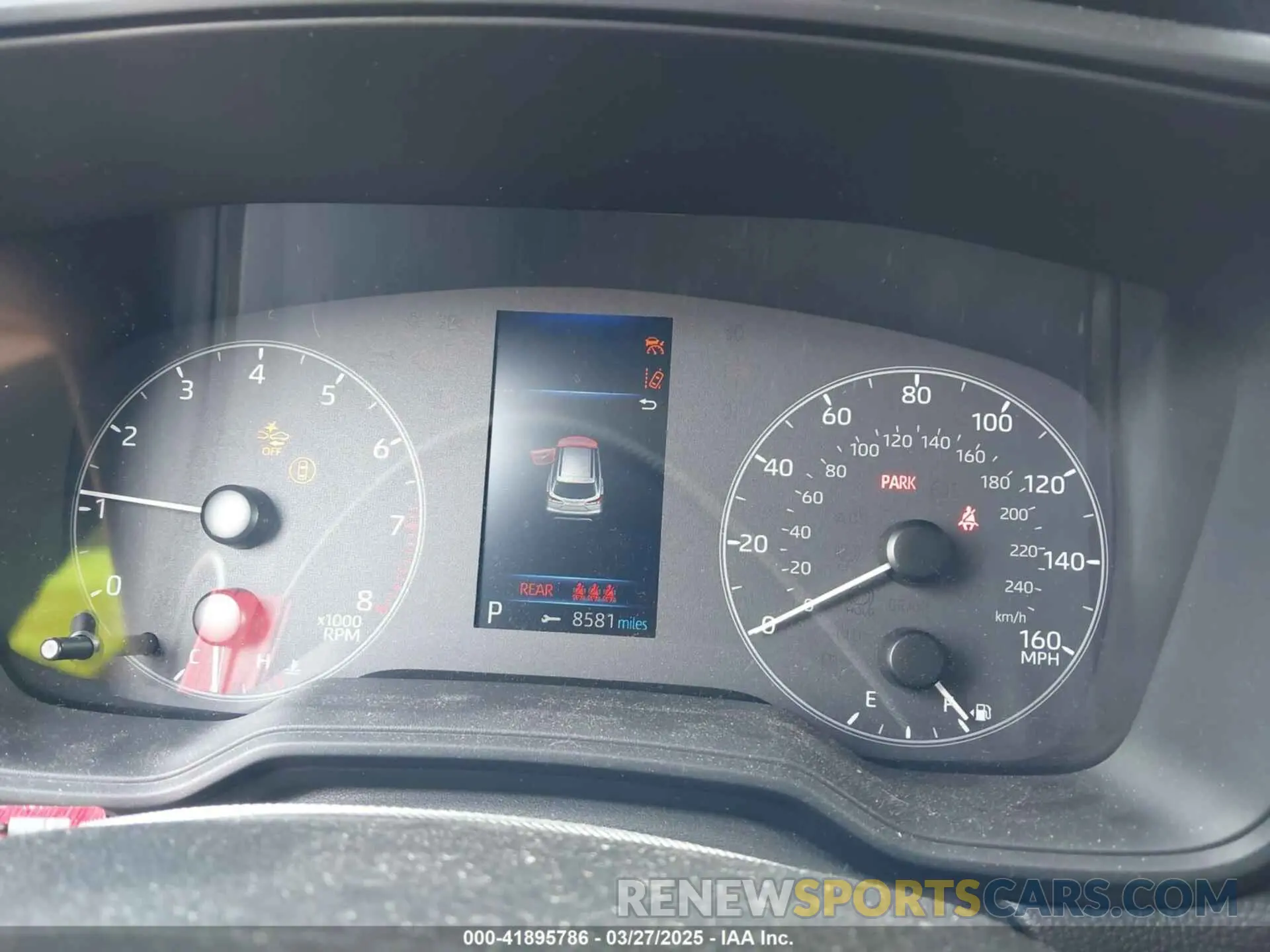 7 fotografías del automóvil dañado 7MUCAAAG9RV086257 TOYOTA COROLLA CROSS 2024