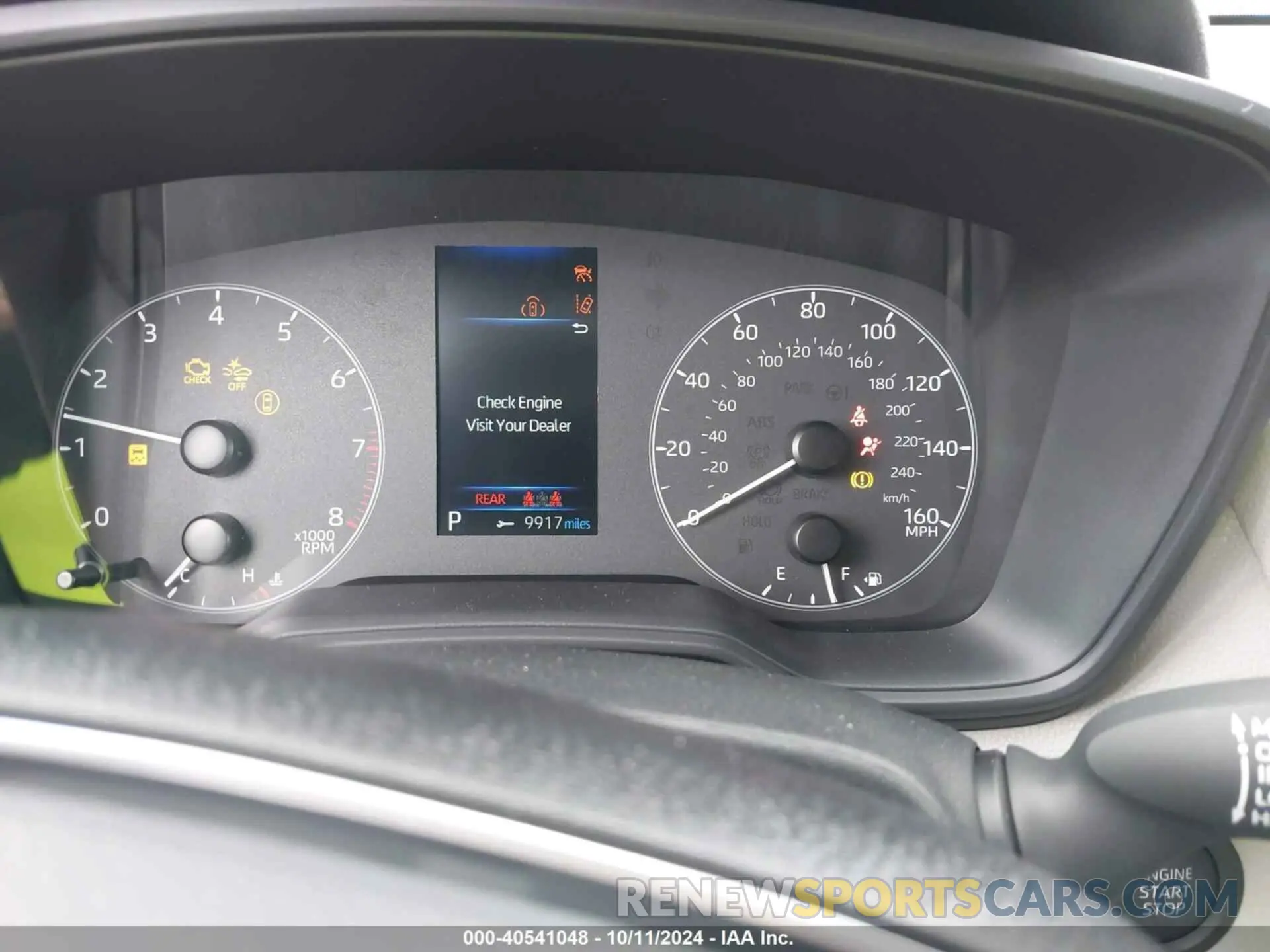 7 fotografías del automóvil dañado 7MUCAAAG9RV104093 TOYOTA COROLLA CROSS 2024