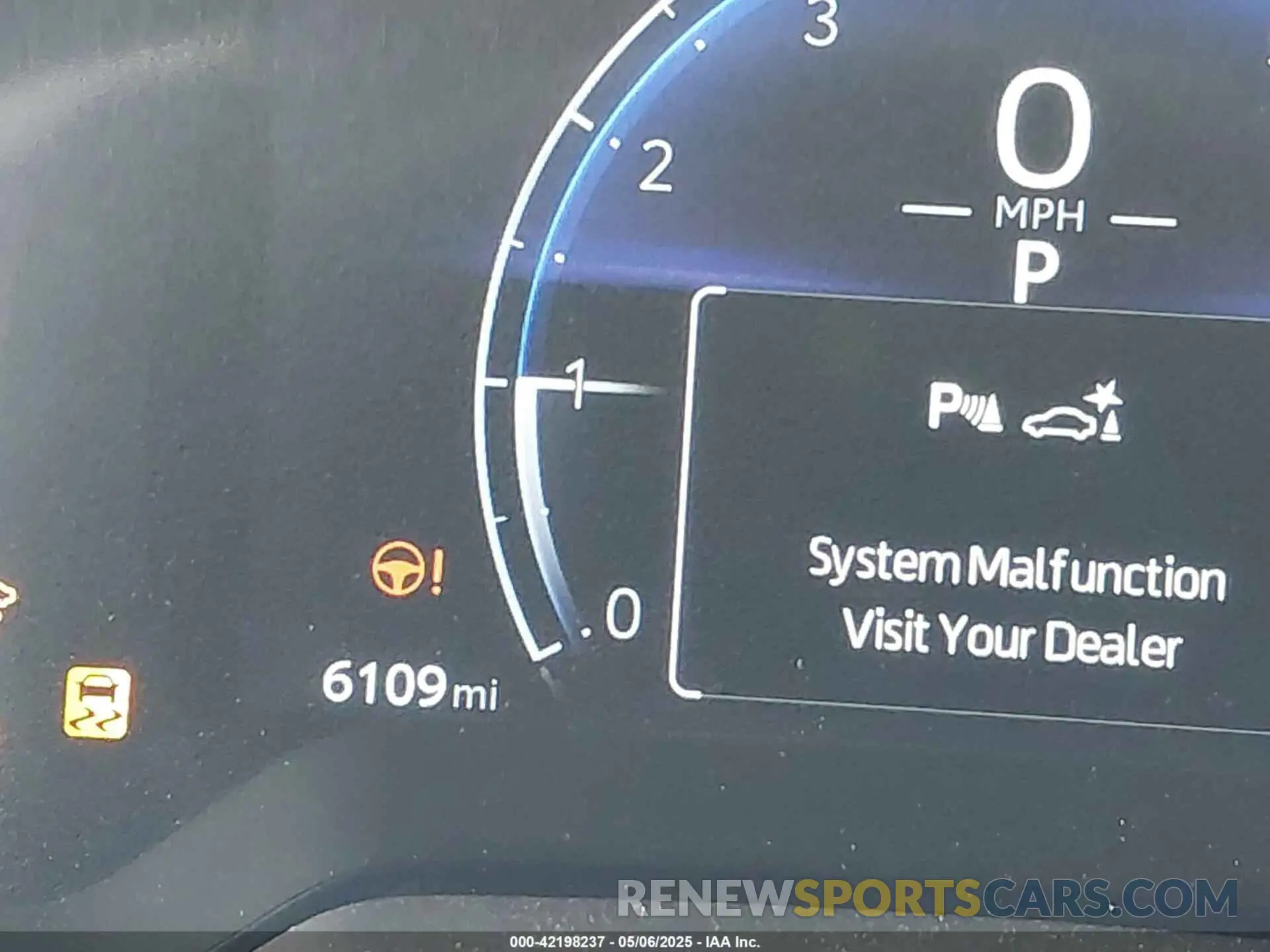7 fotografías del automóvil dañado 7MUDAAAG0RV094154 TOYOTA COROLLA CROSS 2024
