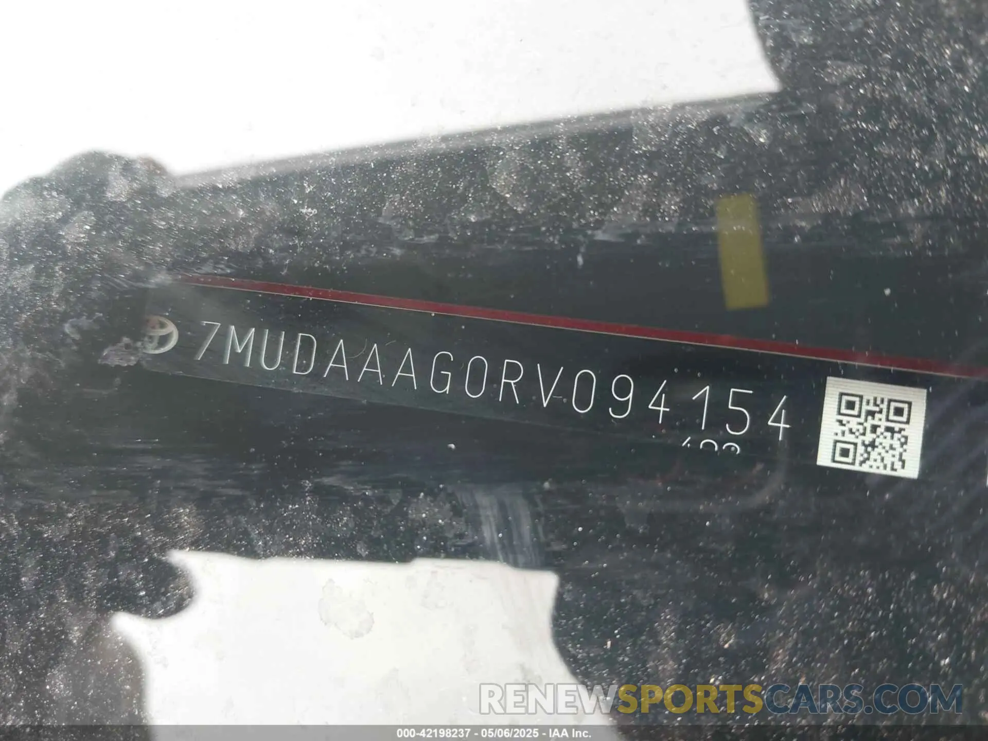 9 fotografías del automóvil dañado 7MUDAAAG0RV094154 TOYOTA COROLLA CROSS 2024