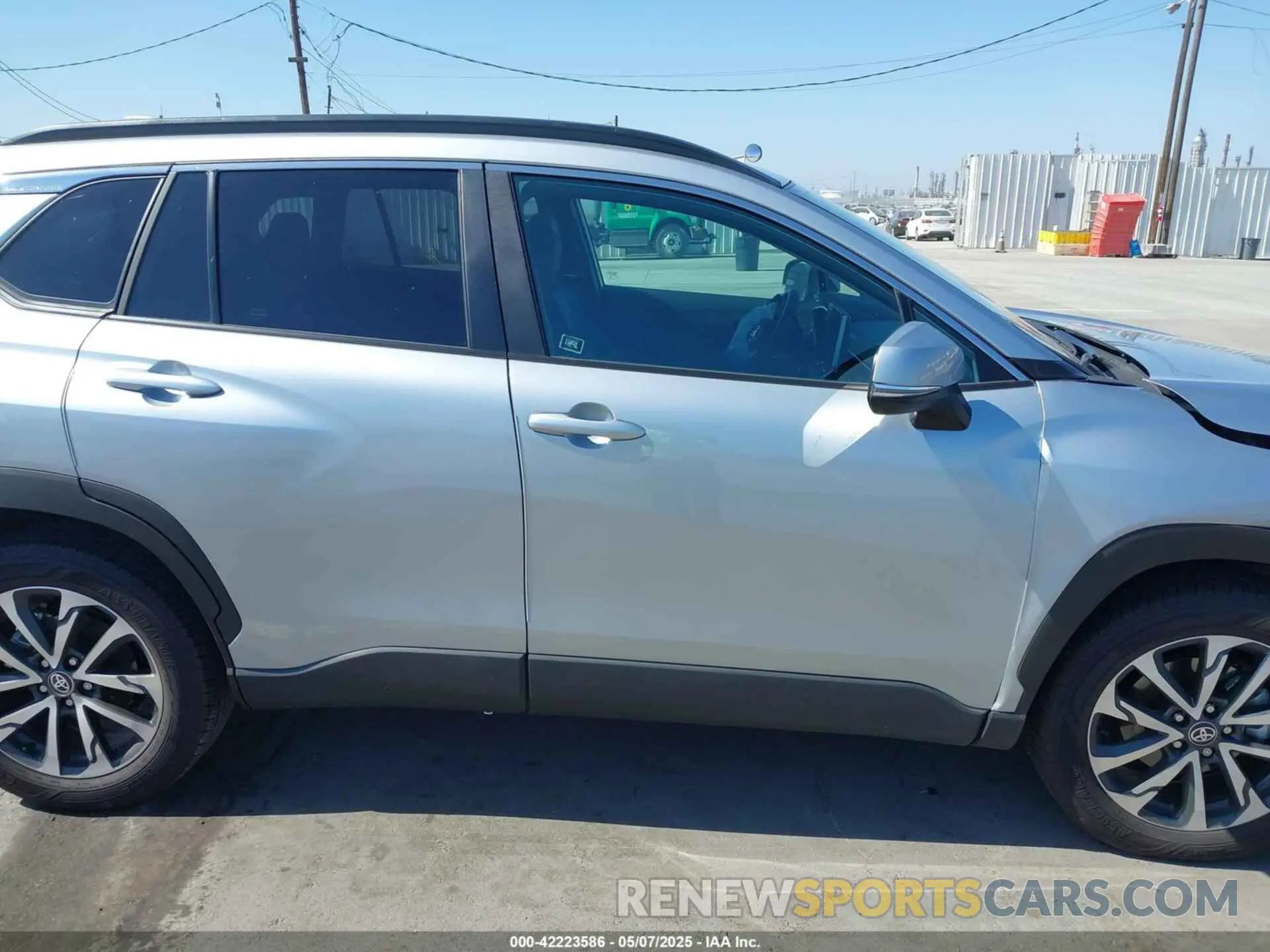 13 fotografías del automóvil dañado 7MUDAAAG9RV097523 TOYOTA COROLLA CROSS 2024