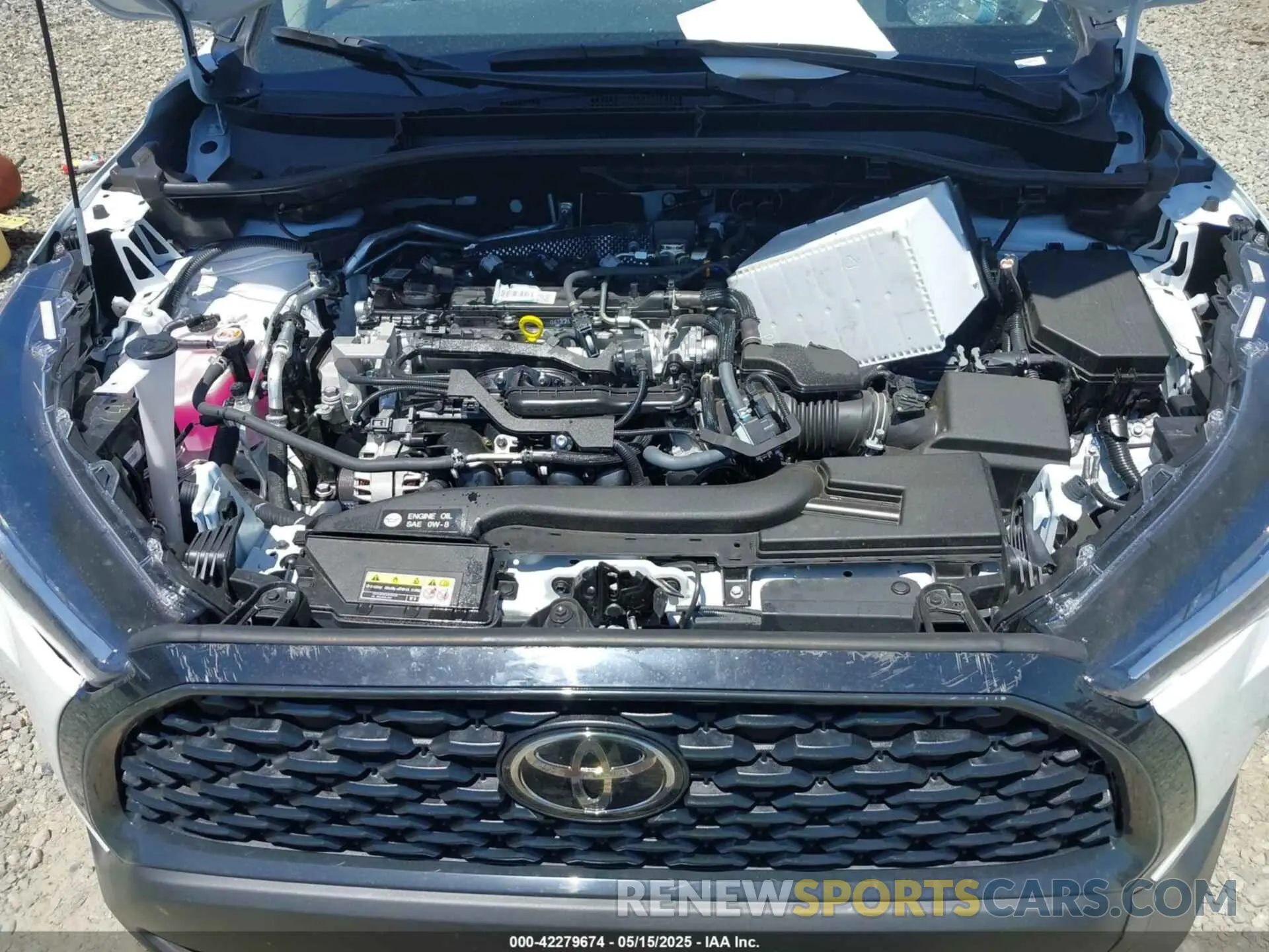 10 fotografías del automóvil dañado 7MUAAAAG6SV130860 TOYOTA COROLLA CROSS 2025