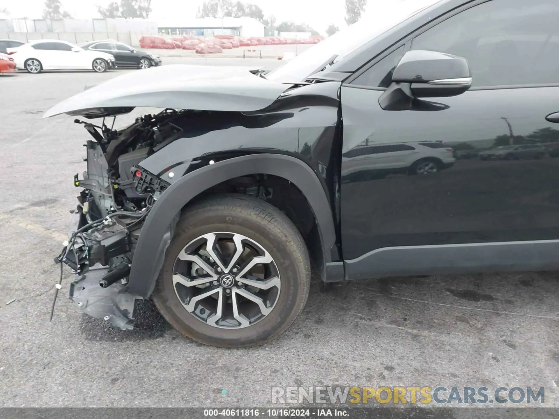 18 fotografías del automóvil dañado 7MUFBABG0PV016670 TOYOTA COROLLA CROSS HYBRID 2023