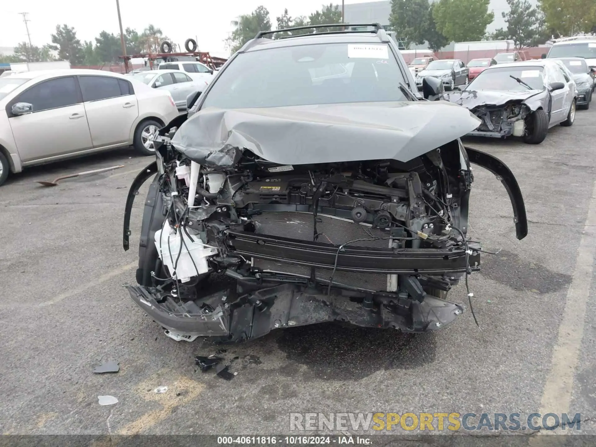 6 fotografías del automóvil dañado 7MUFBABG0PV016670 TOYOTA COROLLA CROSS HYBRID 2023