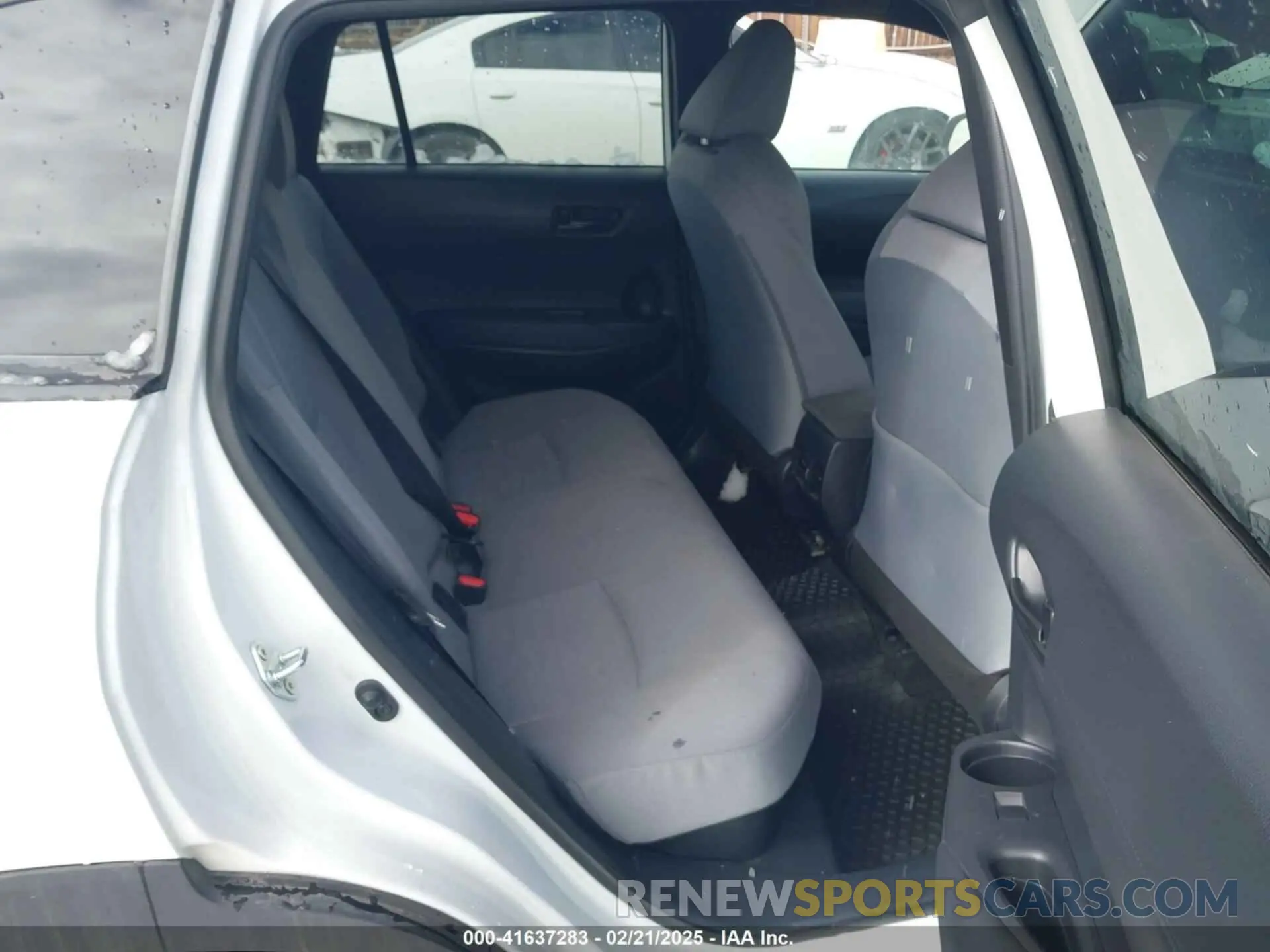8 fotografías del automóvil dañado 7MUFBABG3PV004433 TOYOTA COROLLA CROSS HYBRID 2023
