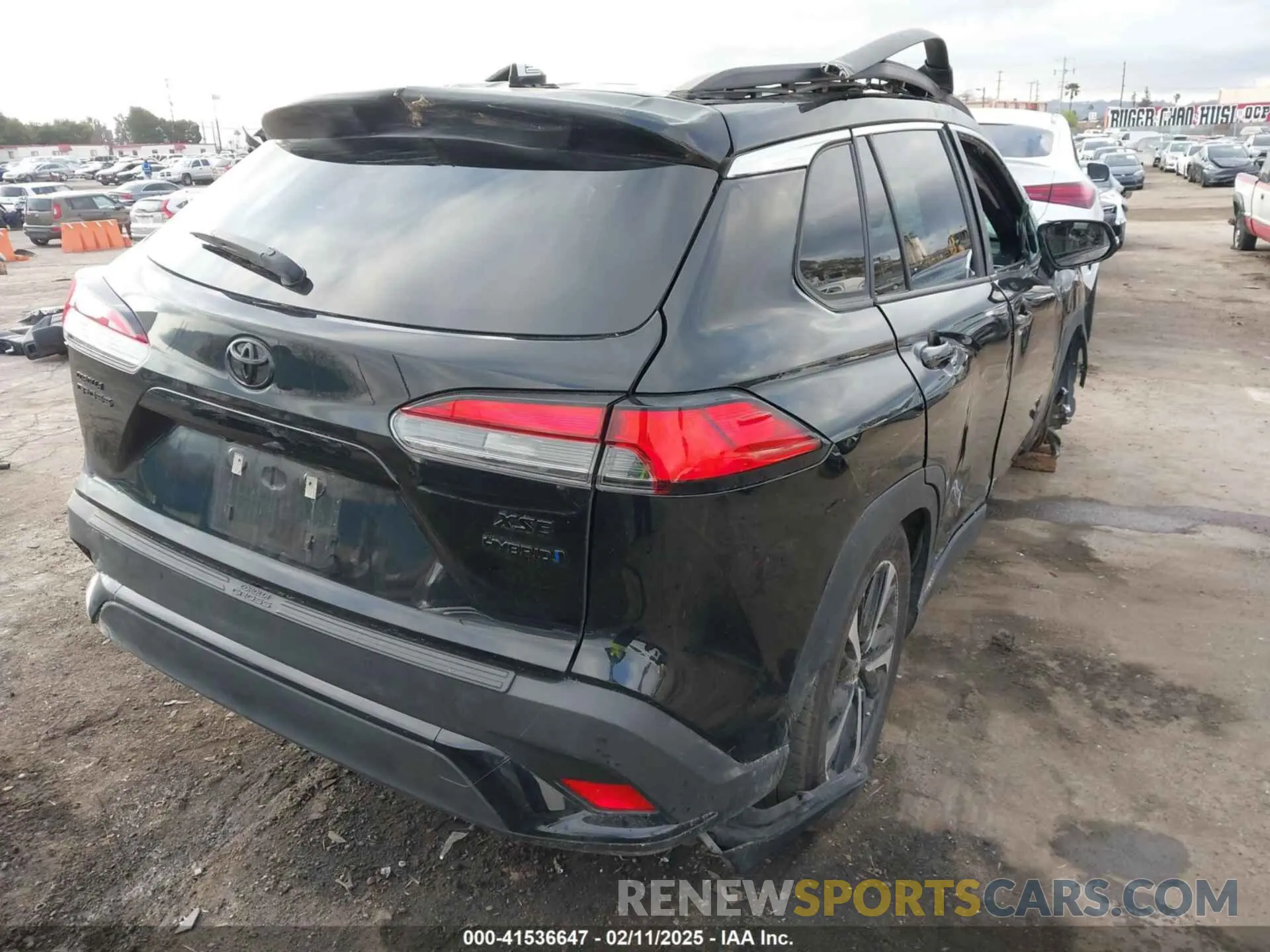 4 fotografías del automóvil dañado 7MUFBABG3RV019176 TOYOTA COROLLA CROSS HYBRID 2024