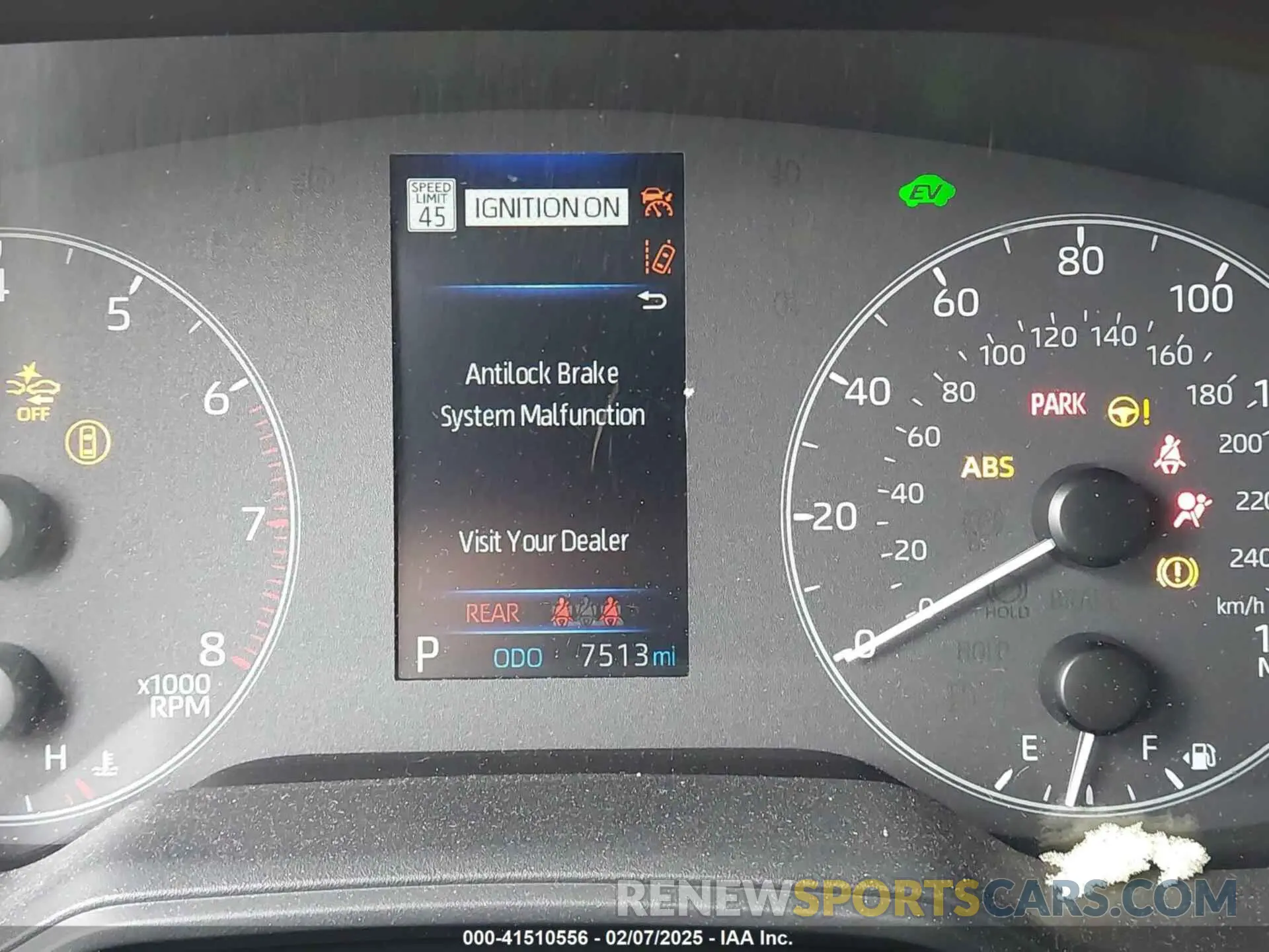 7 fotografías del automóvil dañado 7MUFBABG3RV034910 TOYOTA COROLLA CROSS HYBRID 2024