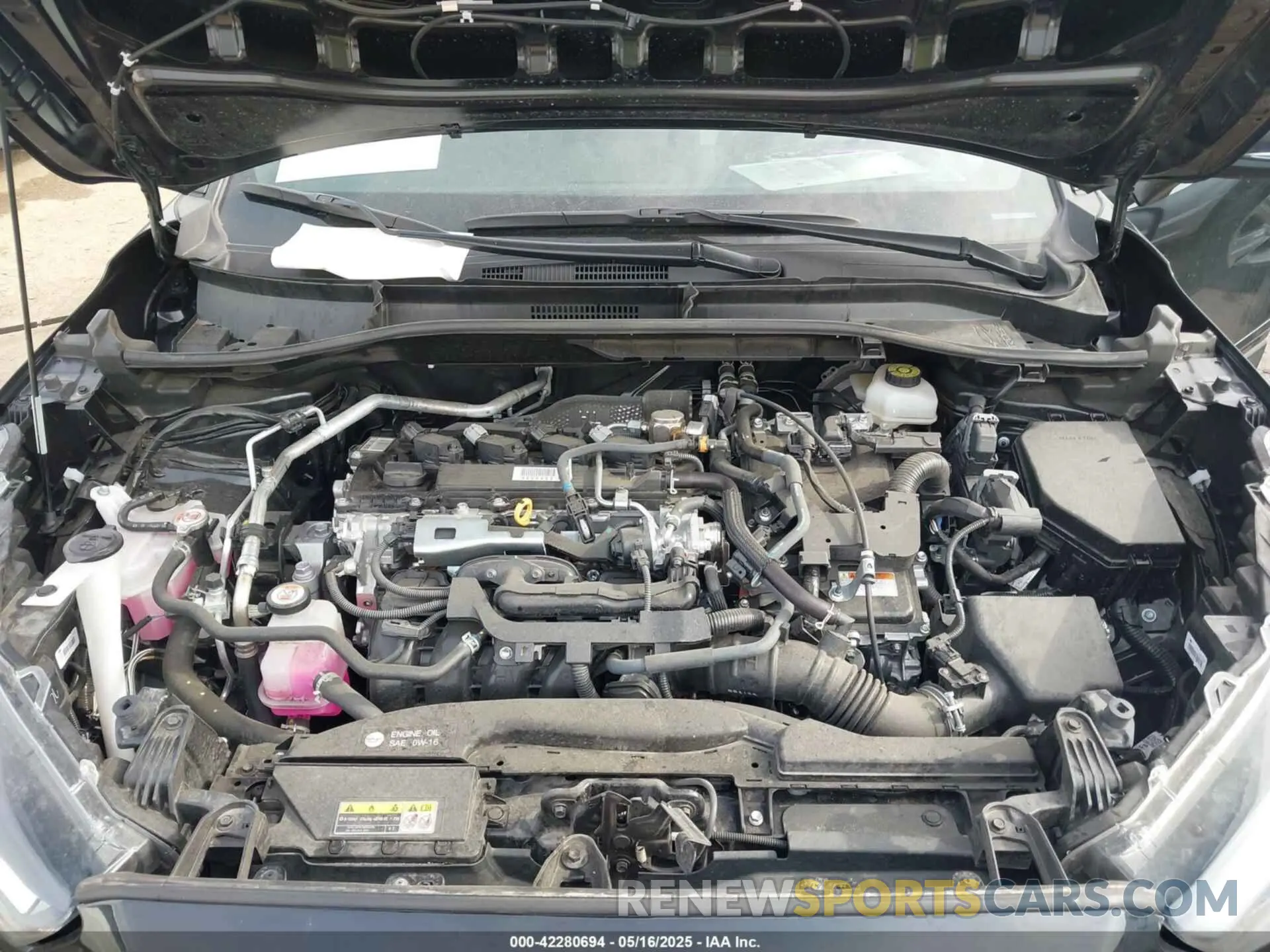 10 fotografías del automóvil dañado 7MUFBABG7RV032335 TOYOTA COROLLA CROSS HYBRID 2024