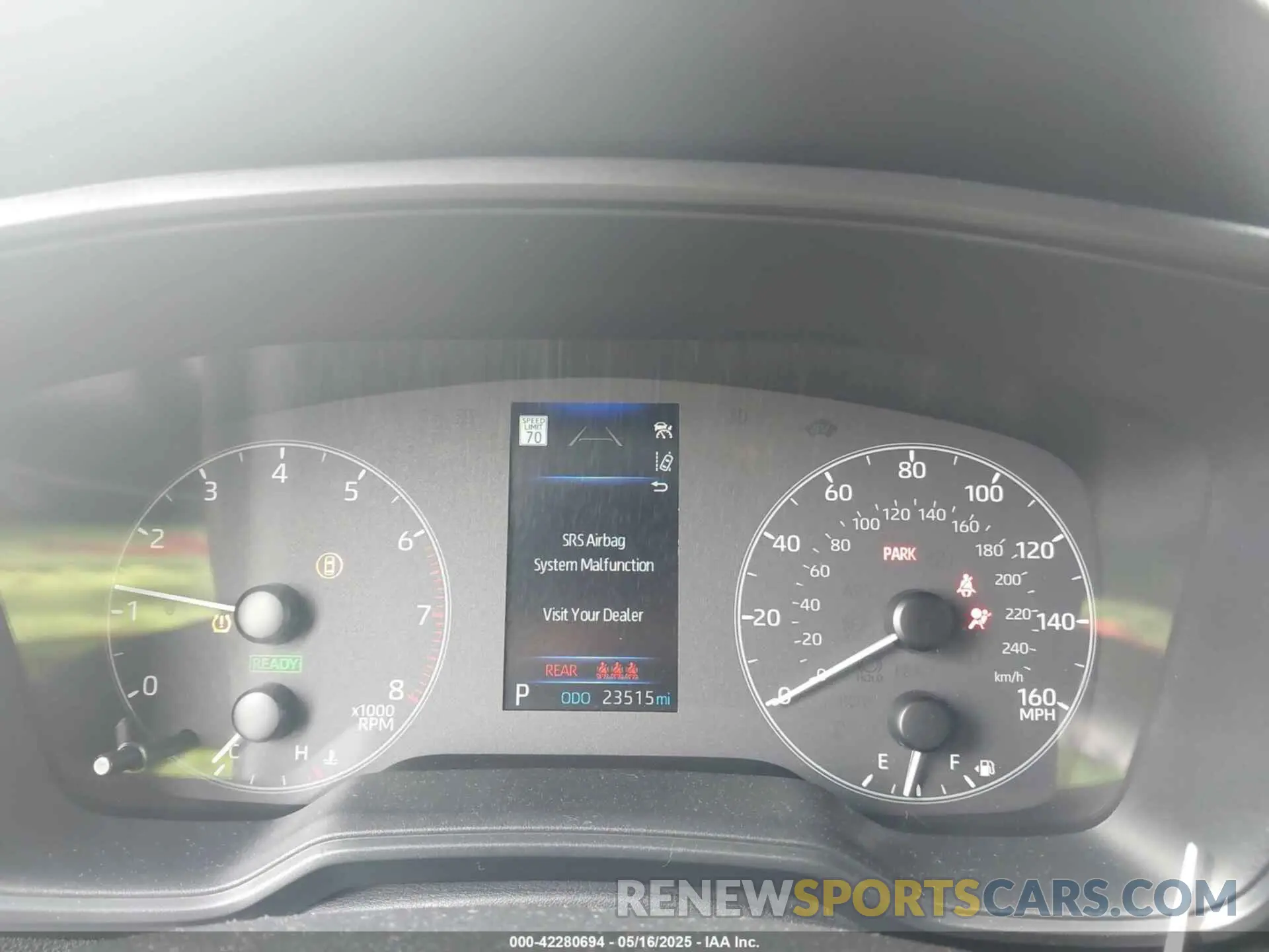 7 fotografías del automóvil dañado 7MUFBABG7RV032335 TOYOTA COROLLA CROSS HYBRID 2024