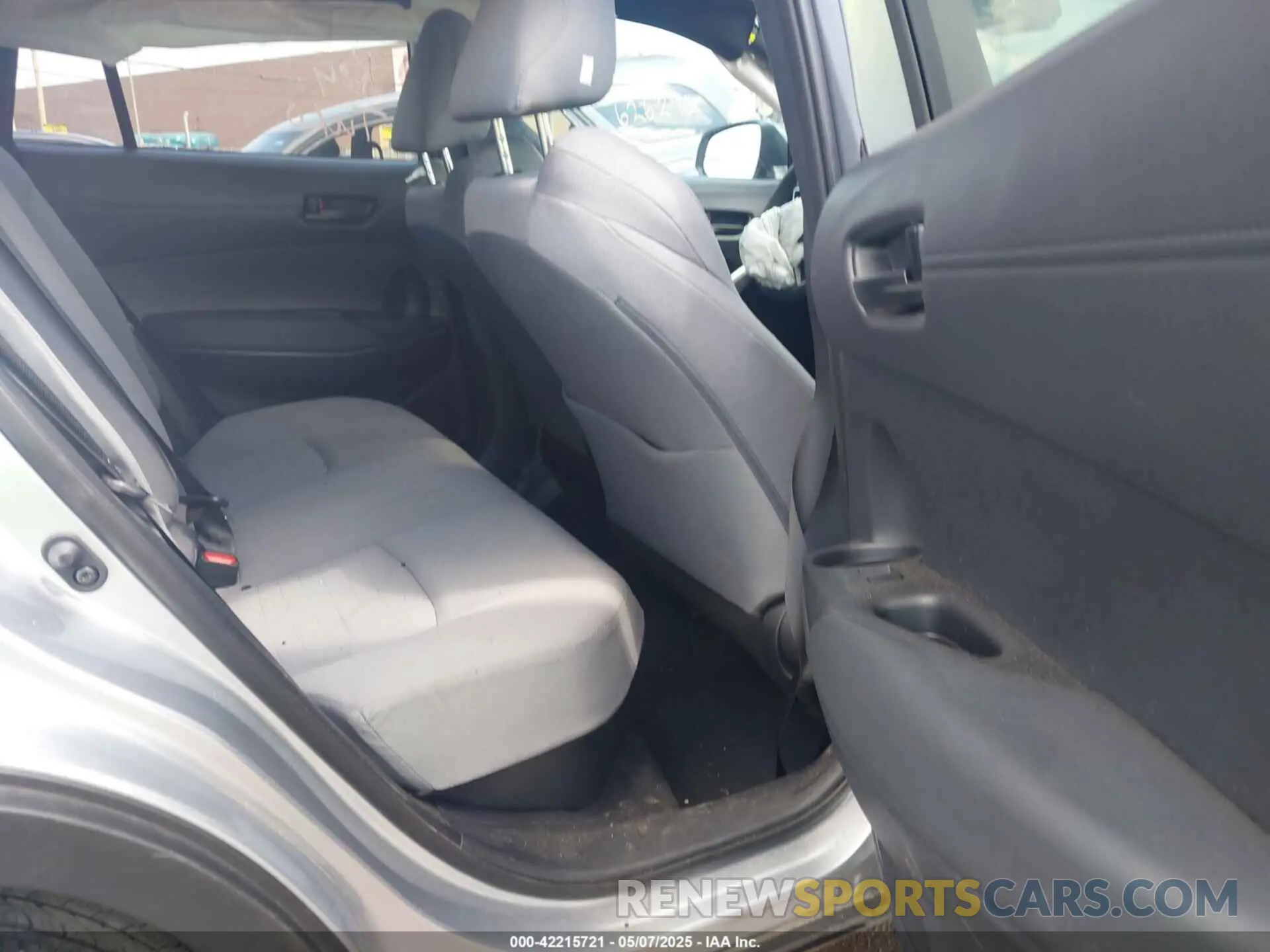 8 fotografías del automóvil dañado 7MUFBABG5SV072354 TOYOTA COROLLA CROSS HYBRID 2025