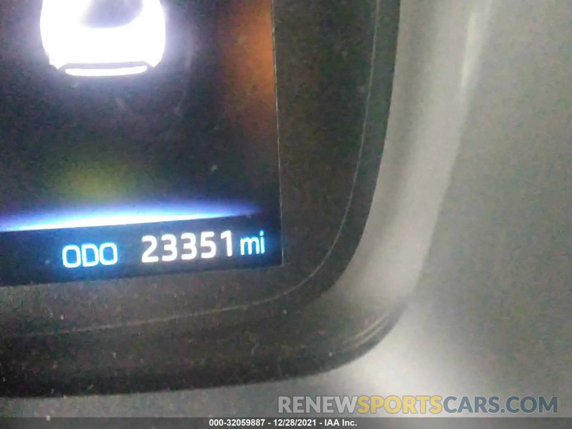 7 fotografías del automóvil dañado JTNK4RBE5K3044213 TOYOTA COROLLA HATCHBACK 2019