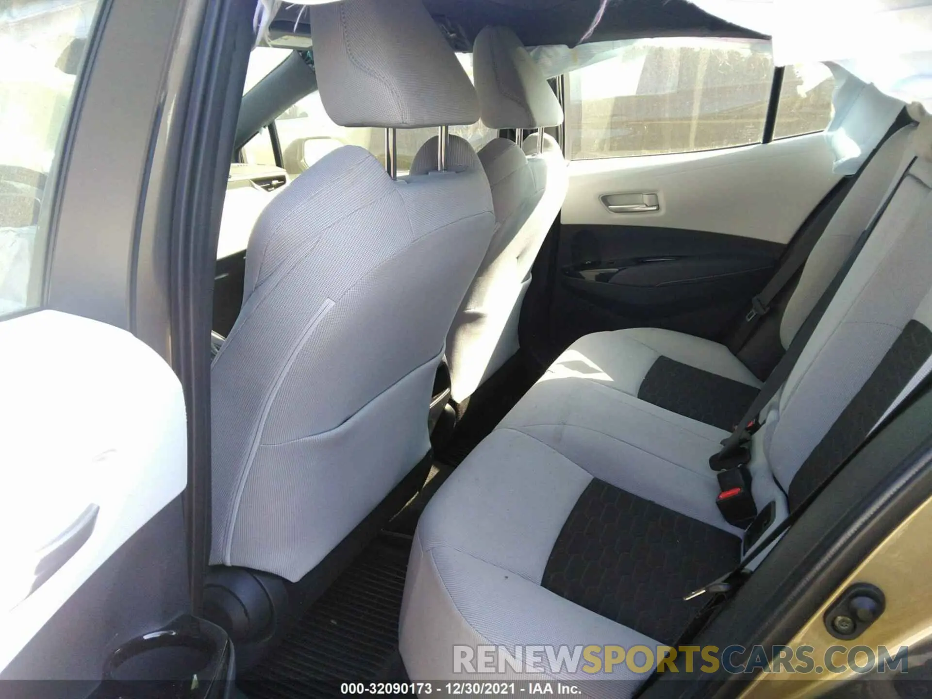 8 fotografías del automóvil dañado JTNK4RBE7K3012010 TOYOTA COROLLA HATCHBACK 2019