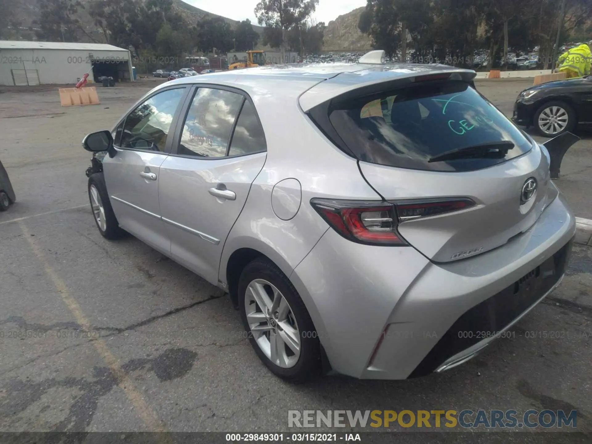 3 fotografías del automóvil dañado JTNK4RBE8K3048501 TOYOTA COROLLA HATCHBACK 2019