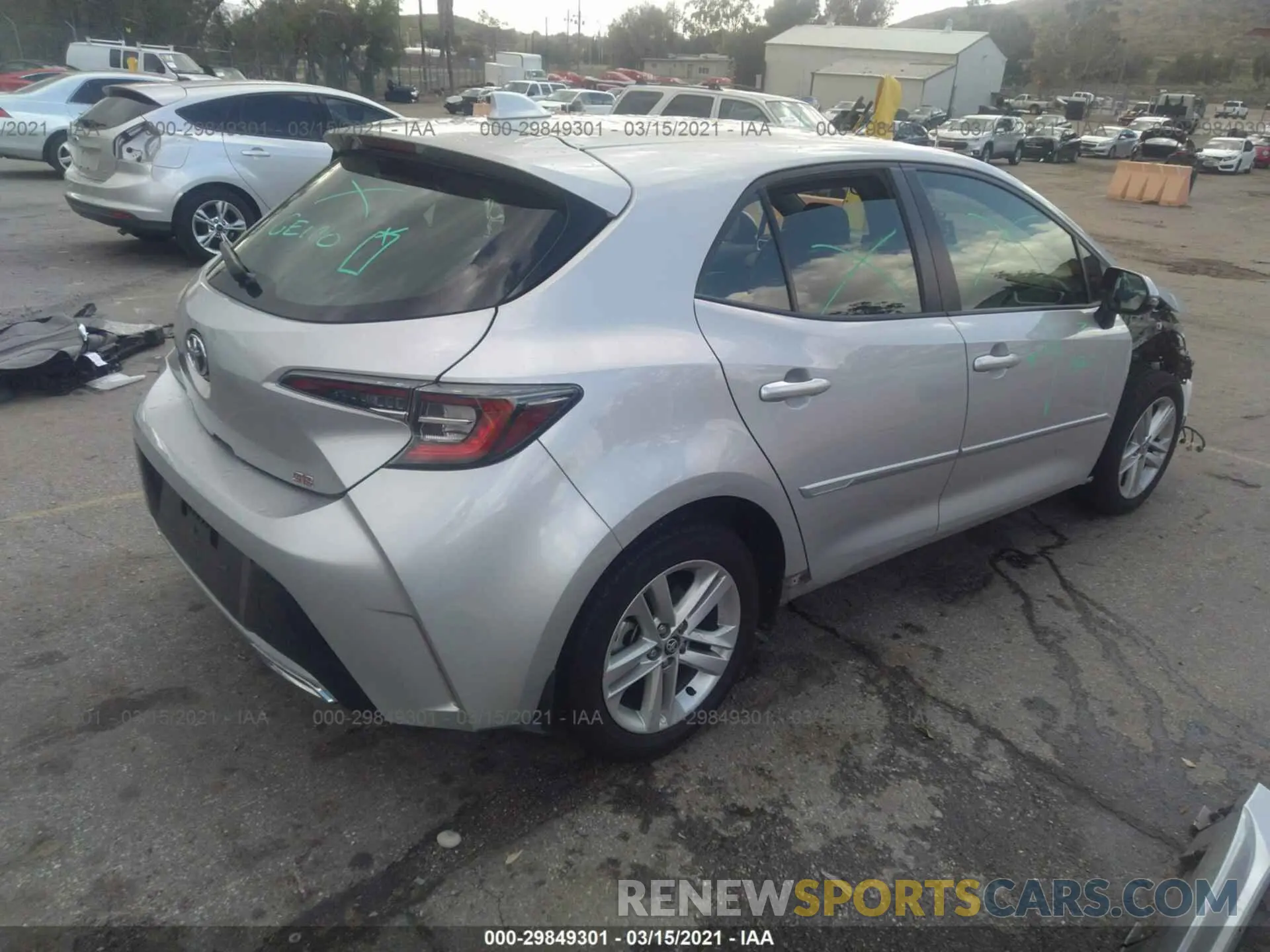 4 fotografías del automóvil dañado JTNK4RBE8K3048501 TOYOTA COROLLA HATCHBACK 2019