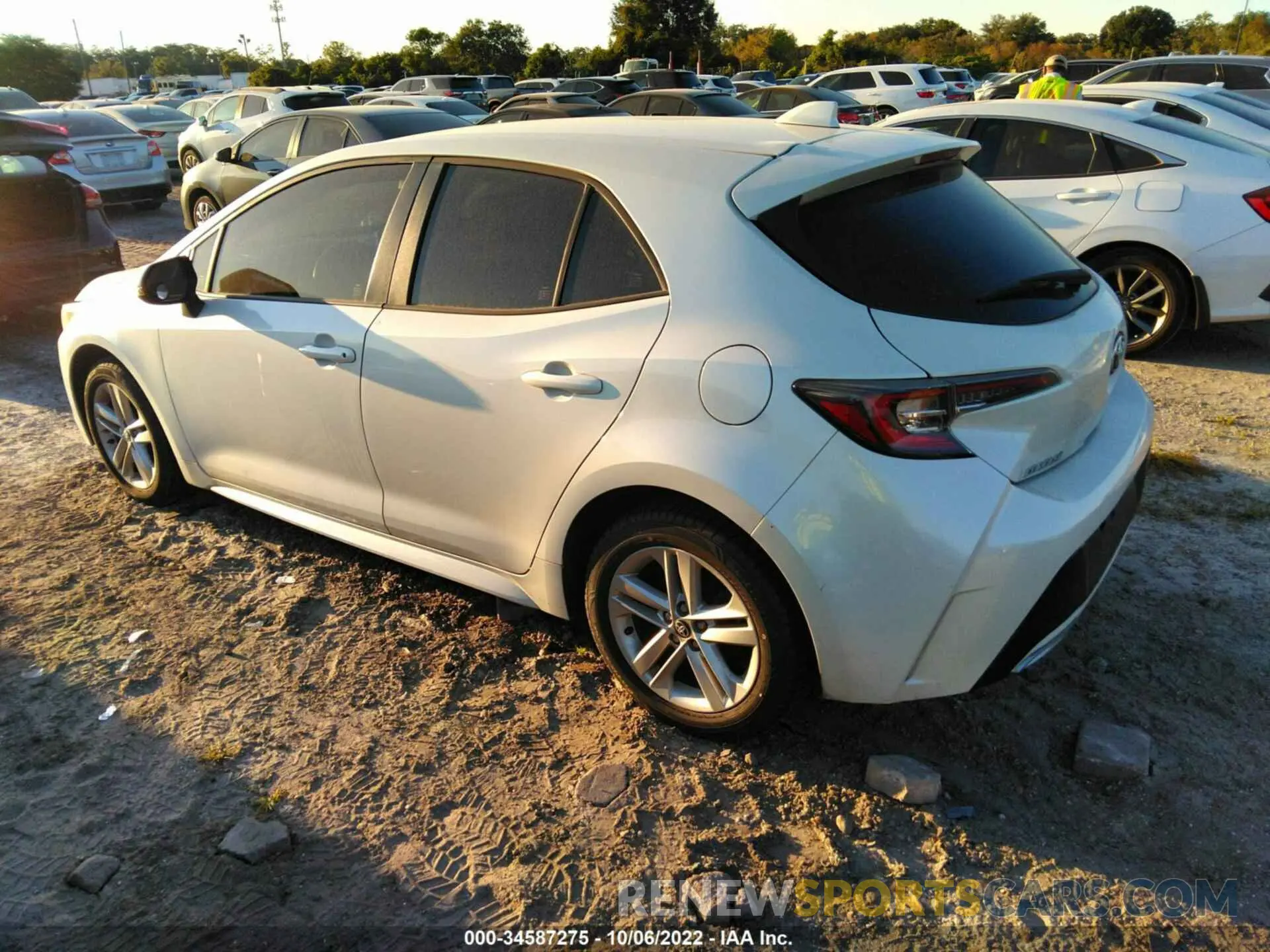3 fotografías del automóvil dañado JTNB4RBE5L3096412 TOYOTA COROLLA HATCHBACK 2020