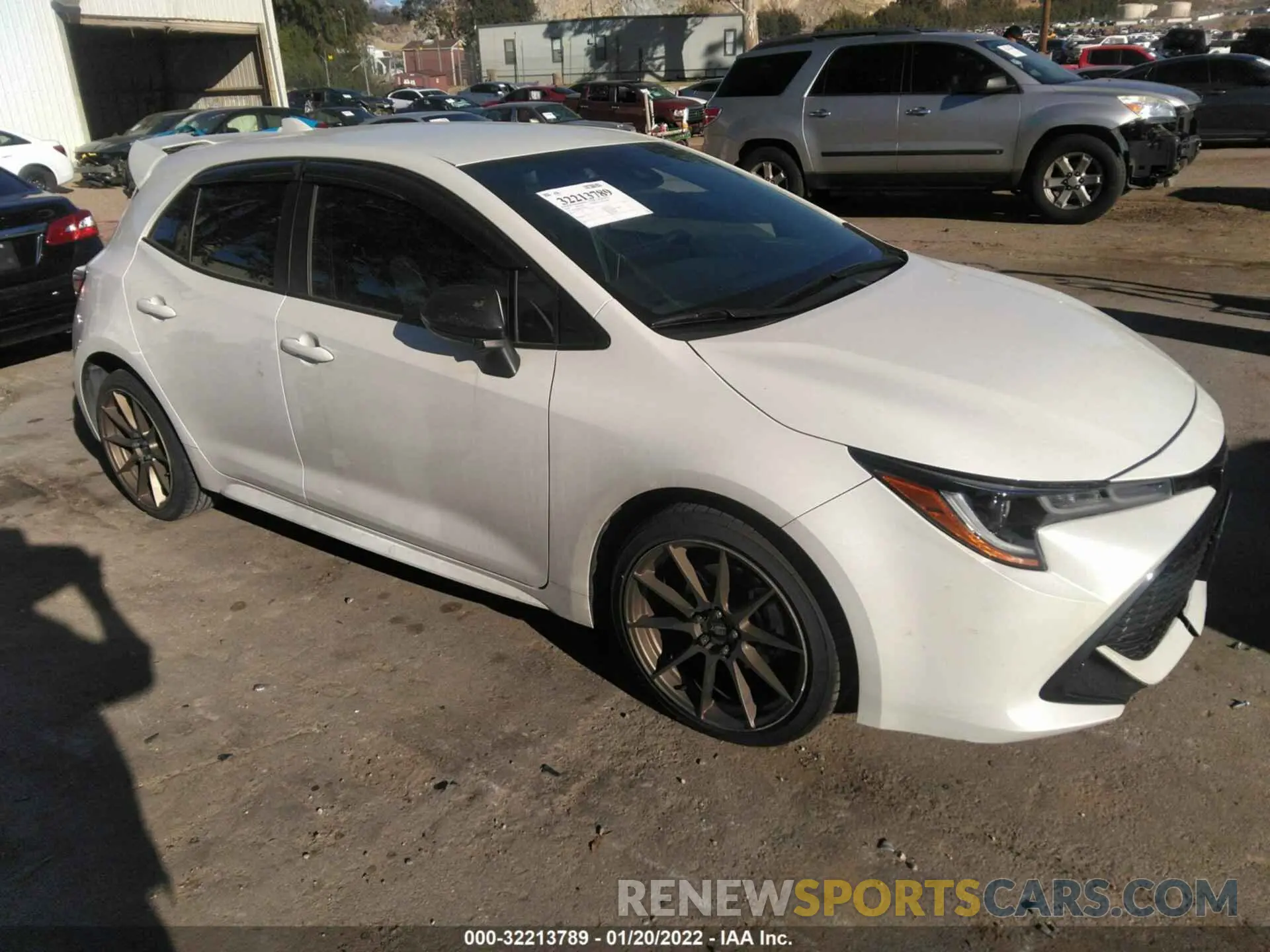 1 fotografías del automóvil dañado JTND4RBE0L3092406 TOYOTA COROLLA HATCHBACK 2020