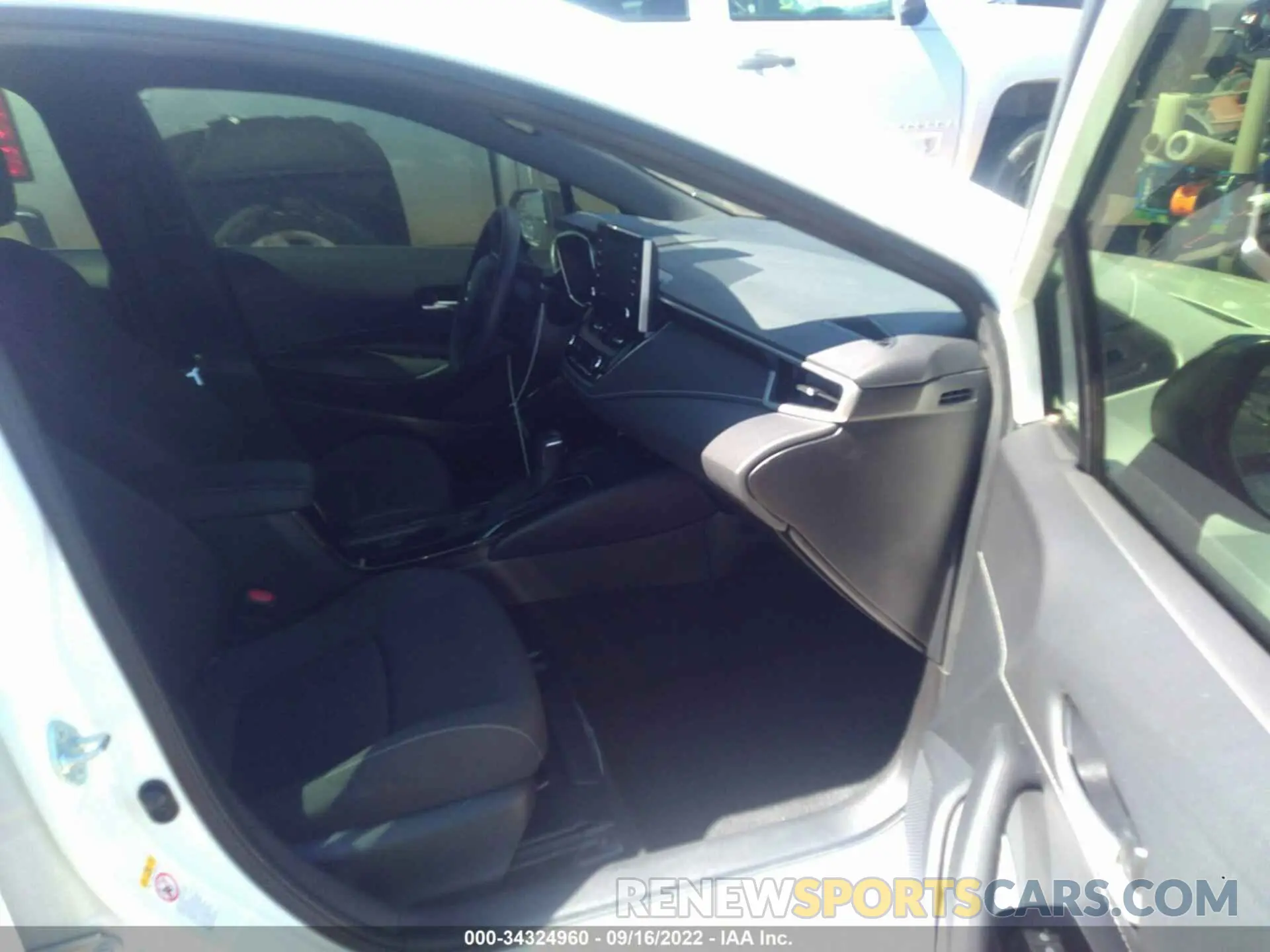 5 fotografías del automóvil dañado JTND4RBE4L3097530 TOYOTA COROLLA HATCHBACK 2020
