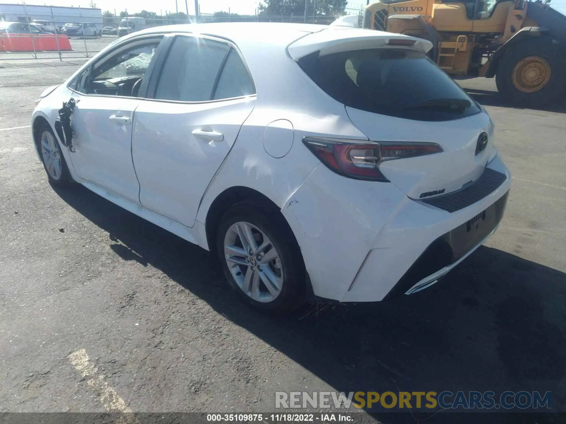3 fotografías del automóvil dañado JTND4MBE3N3185622 TOYOTA COROLLA HATCHBACK 2022