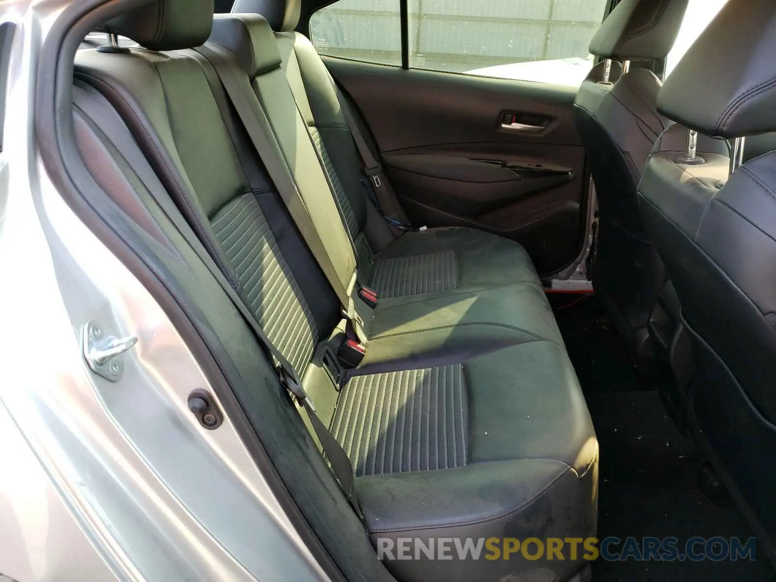 6 fotografías del automóvil dañado JTDT4RCE7LJ006857 TOYOTA COROLLA XS 2020