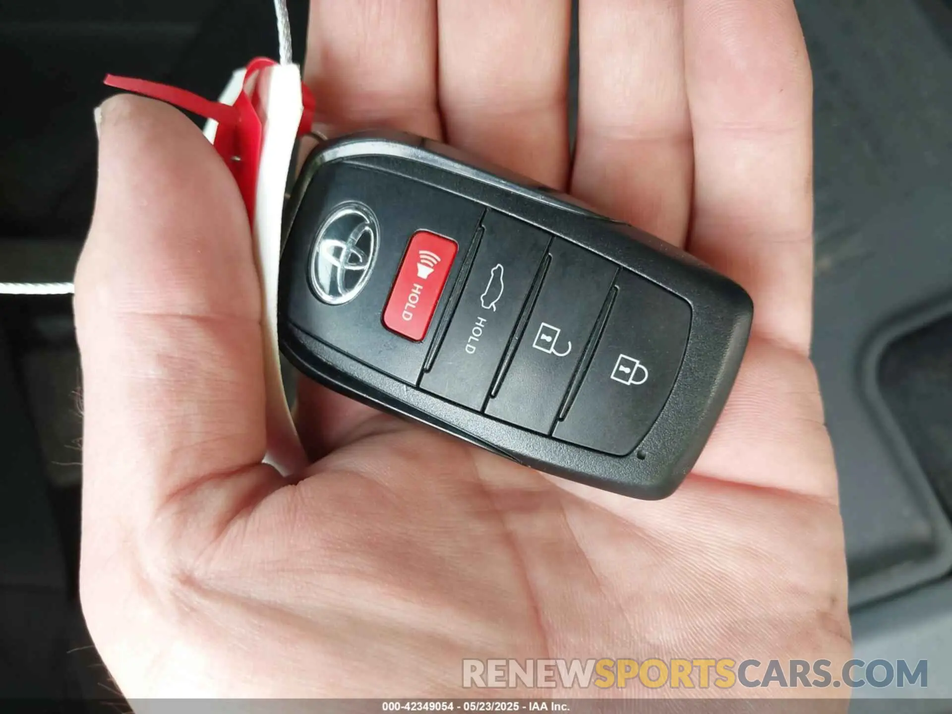 11 fotografías del automóvil dañado JTDAAAAF4P3005902 TOYOTA CROWN 2023