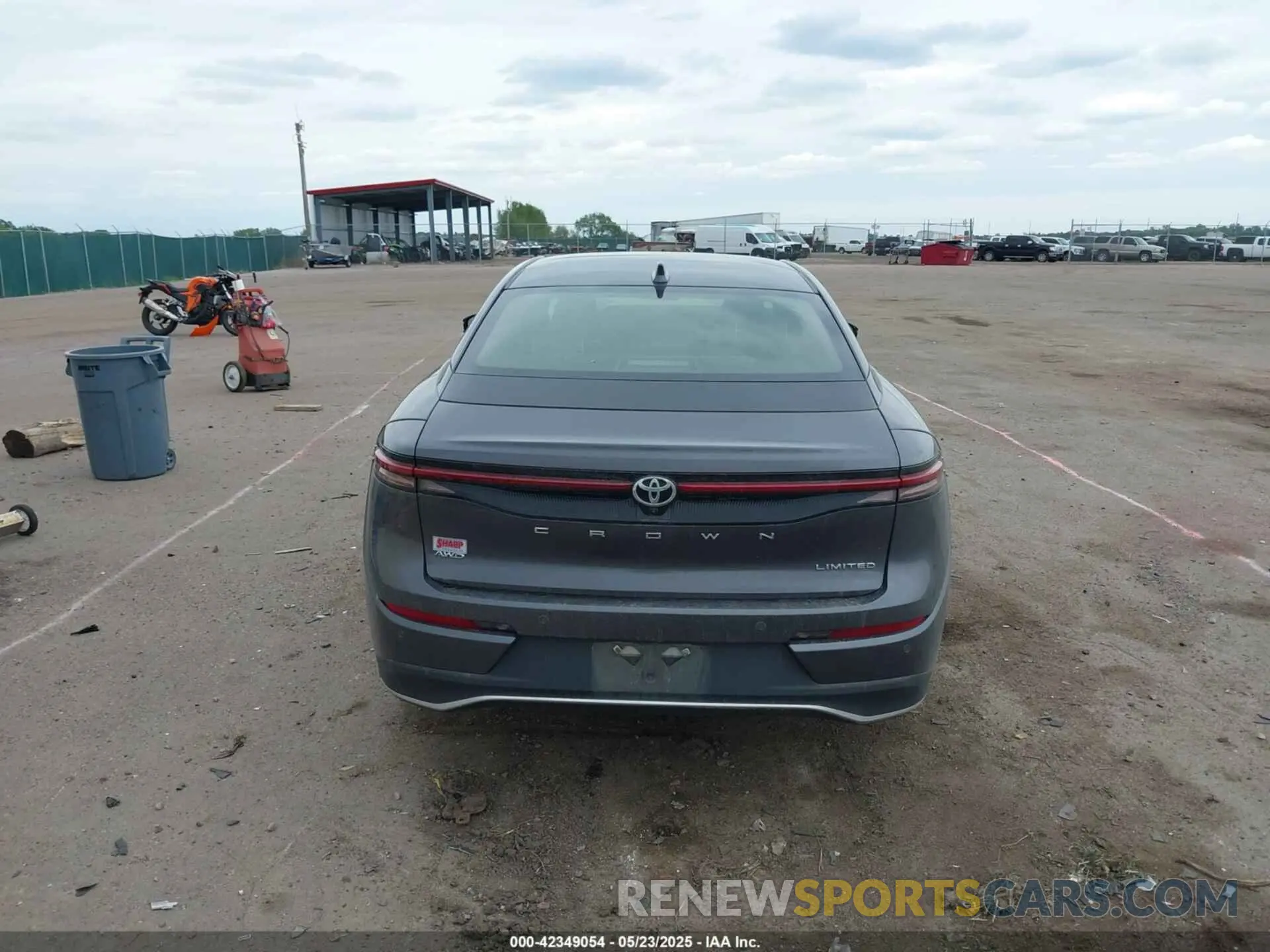 17 fotografías del automóvil dañado JTDAAAAF4P3005902 TOYOTA CROWN 2023