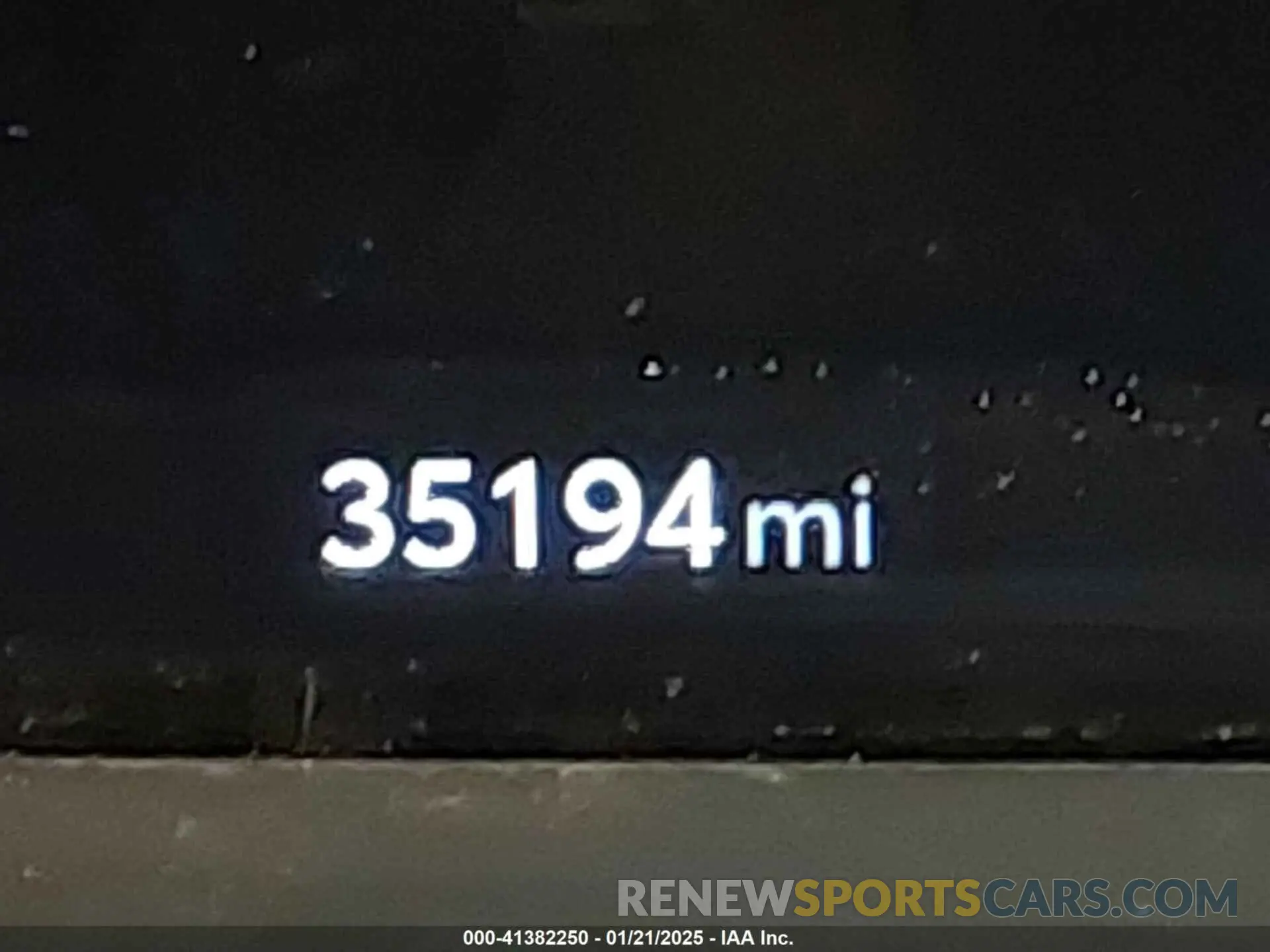 15 fotografías del automóvil dañado JTDAAAAF8P3012710 TOYOTA CROWN 2023