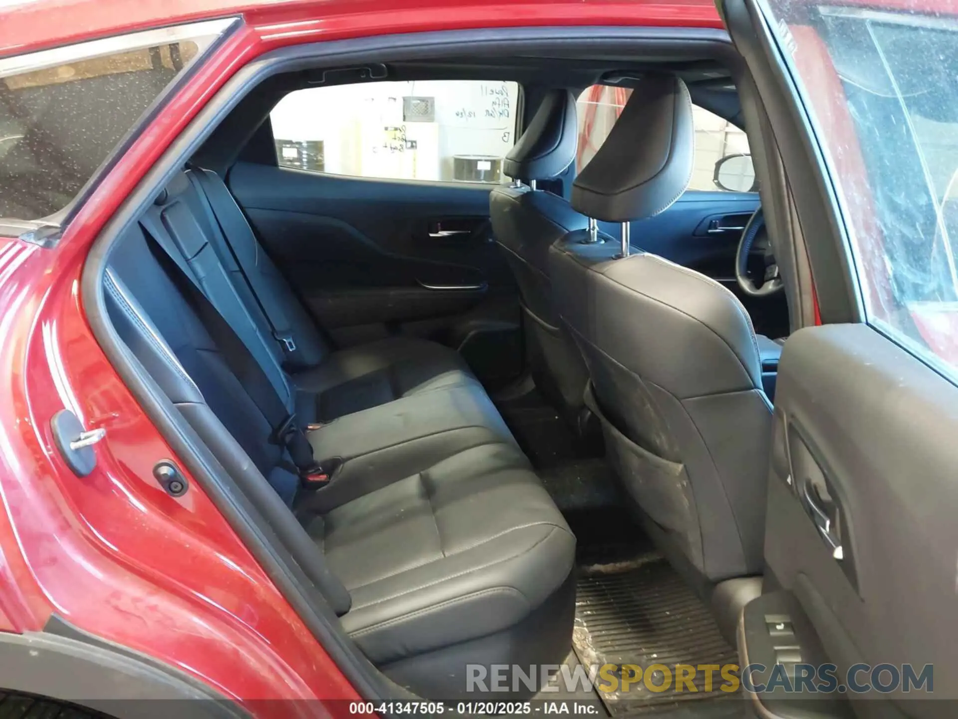 8 fotografías del automóvil dañado JTDAAAAFXP3013258 TOYOTA CROWN 2023