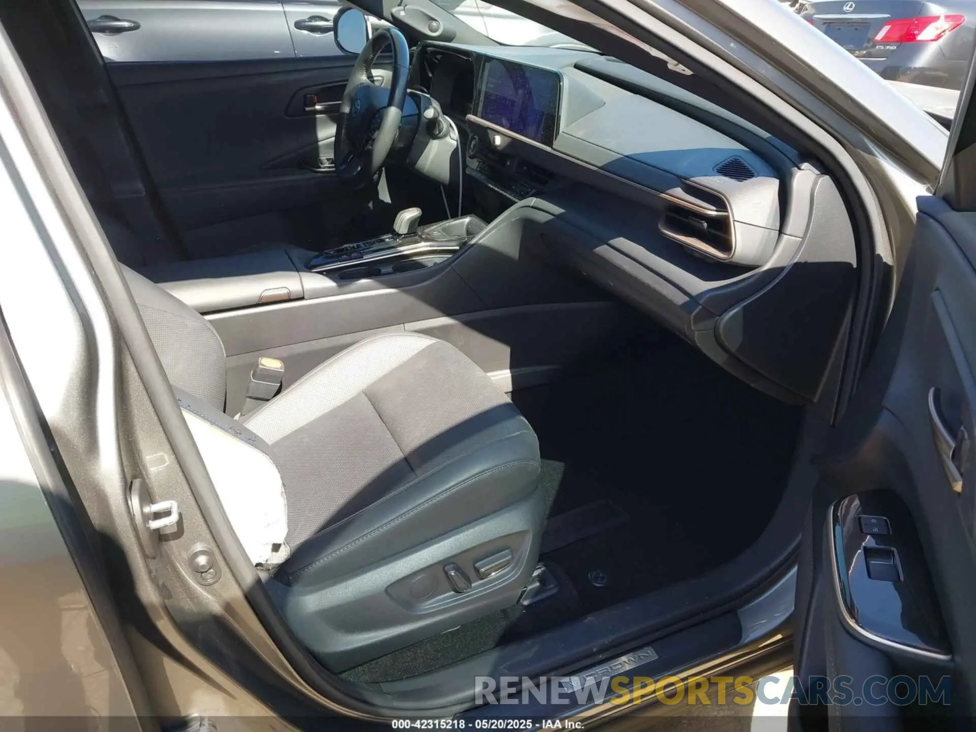 5 fotografías del automóvil dañado JTDAAAAF3R3024816 TOYOTA CROWN 2024