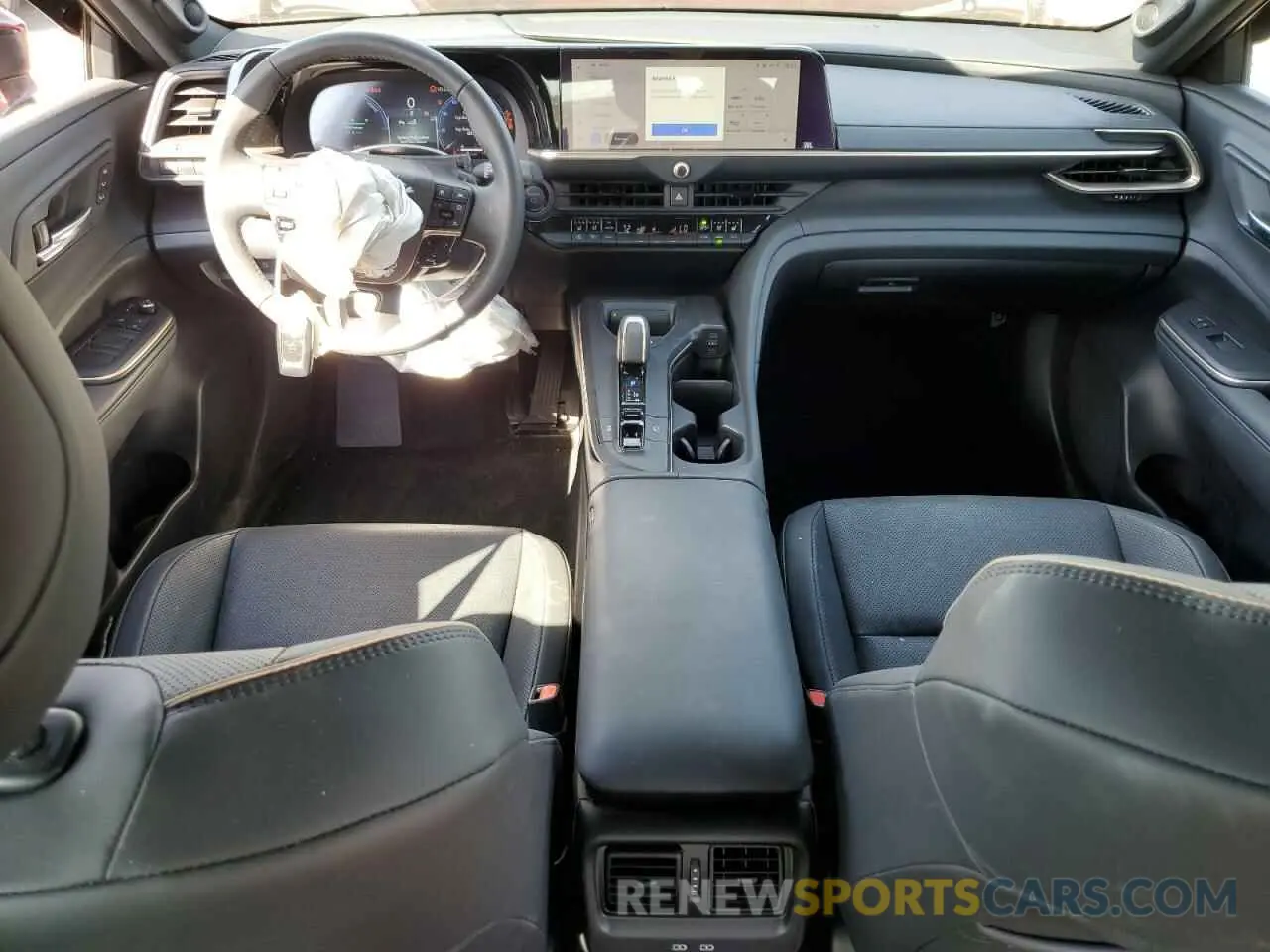 8 fotografías del automóvil dañado JTDAFAAF3P3003608 TOYOTA CROWN PLAT 2023