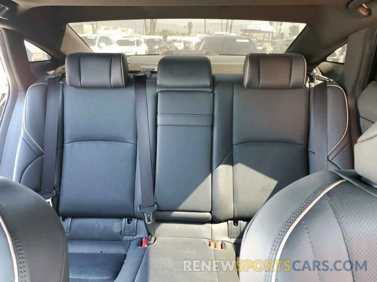 10 fotografías del automóvil dañado JTDAFAAFXP3003444 TOYOTA CROWN PLAT 2023