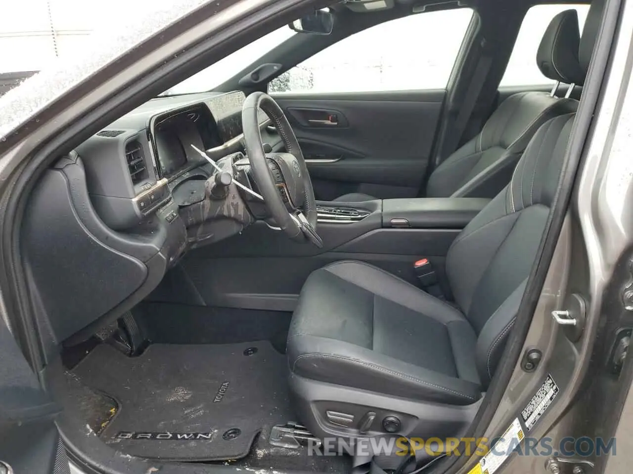 7 fotografías del automóvil dañado JTDAFAAF0R3008302 TOYOTA CROWN PLAT 2024