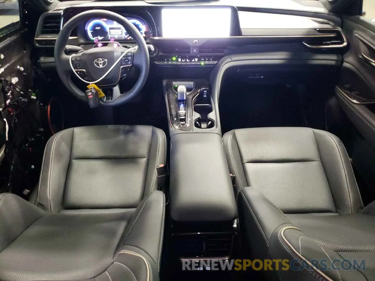 8 fotografías del automóvil dañado JTDAFAAF2R3010004 TOYOTA CROWN PLAT 2024