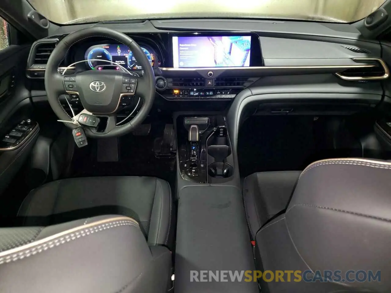 8 fotografías del automóvil dañado JTDAFAAF3S3010776 TOYOTA CROWN PLAT 2025