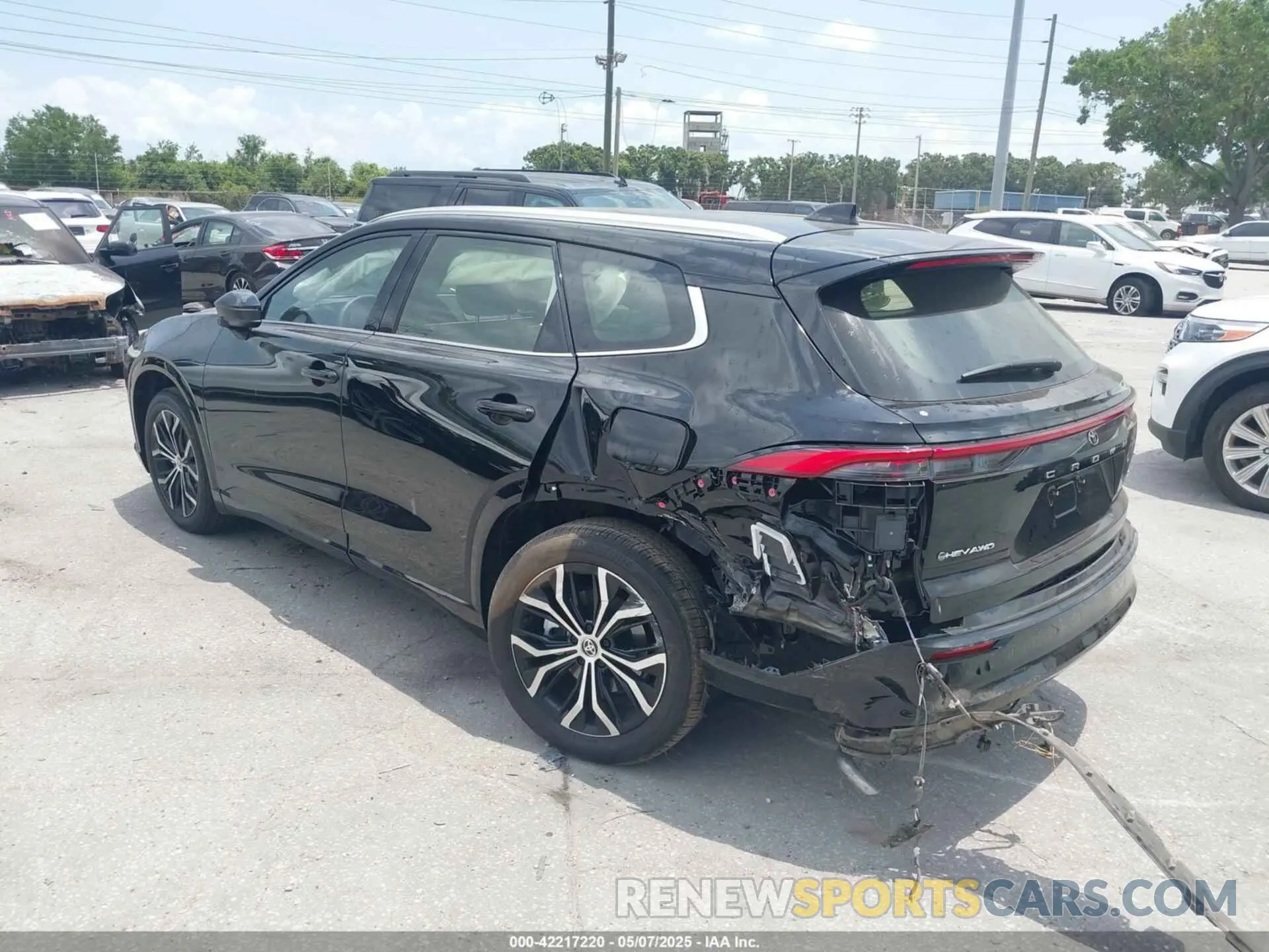 3 fotografías del automóvil dañado JTDACAAJ1S3007128 TOYOTA CROWN SIGNIA 2025