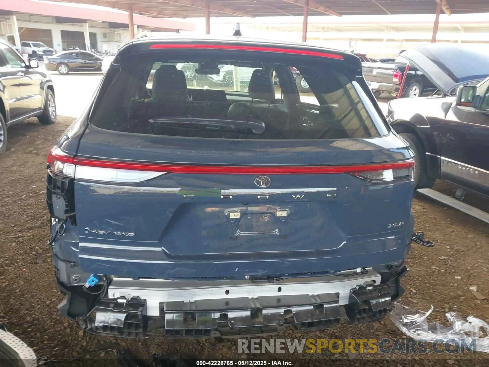 17 fotografías del automóvil dañado JTDACAAJ3S3003355 TOYOTA CROWN SIGNIA 2025