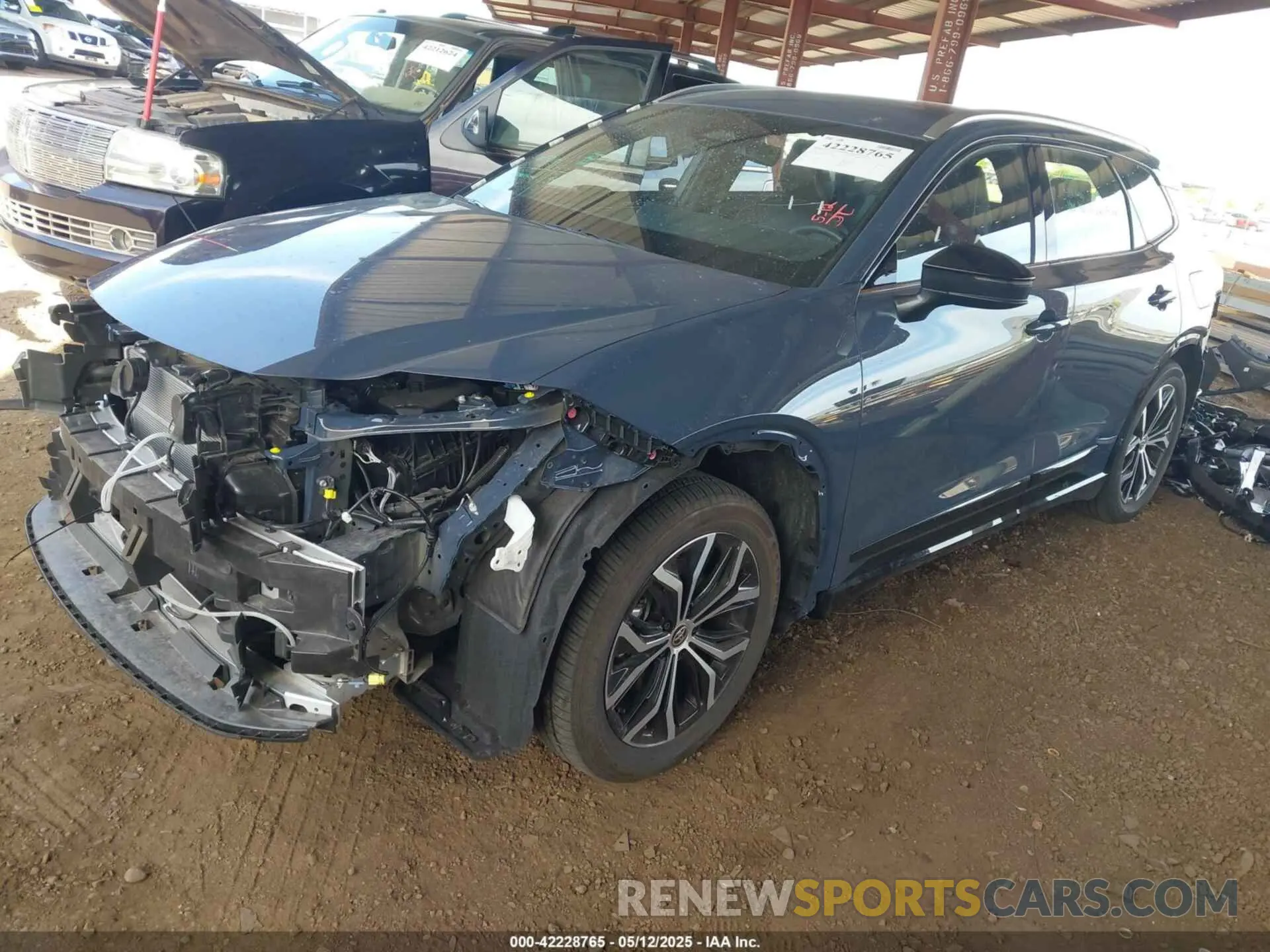 2 fotografías del automóvil dañado JTDACAAJ3S3003355 TOYOTA CROWN SIGNIA 2025