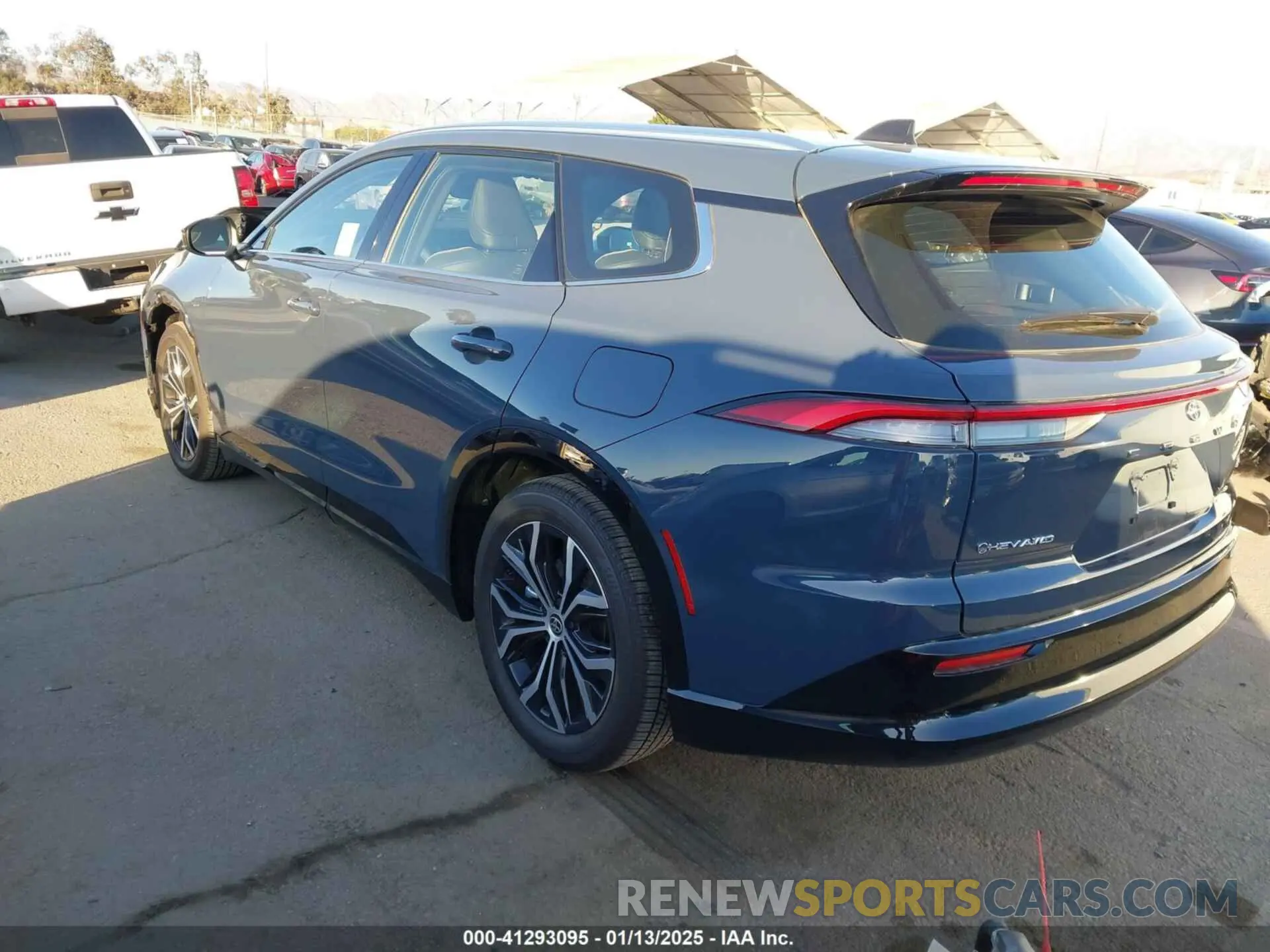 3 fotografías del automóvil dañado JTDACAAJ5S3001199 TOYOTA CROWN SIGNIA 2025