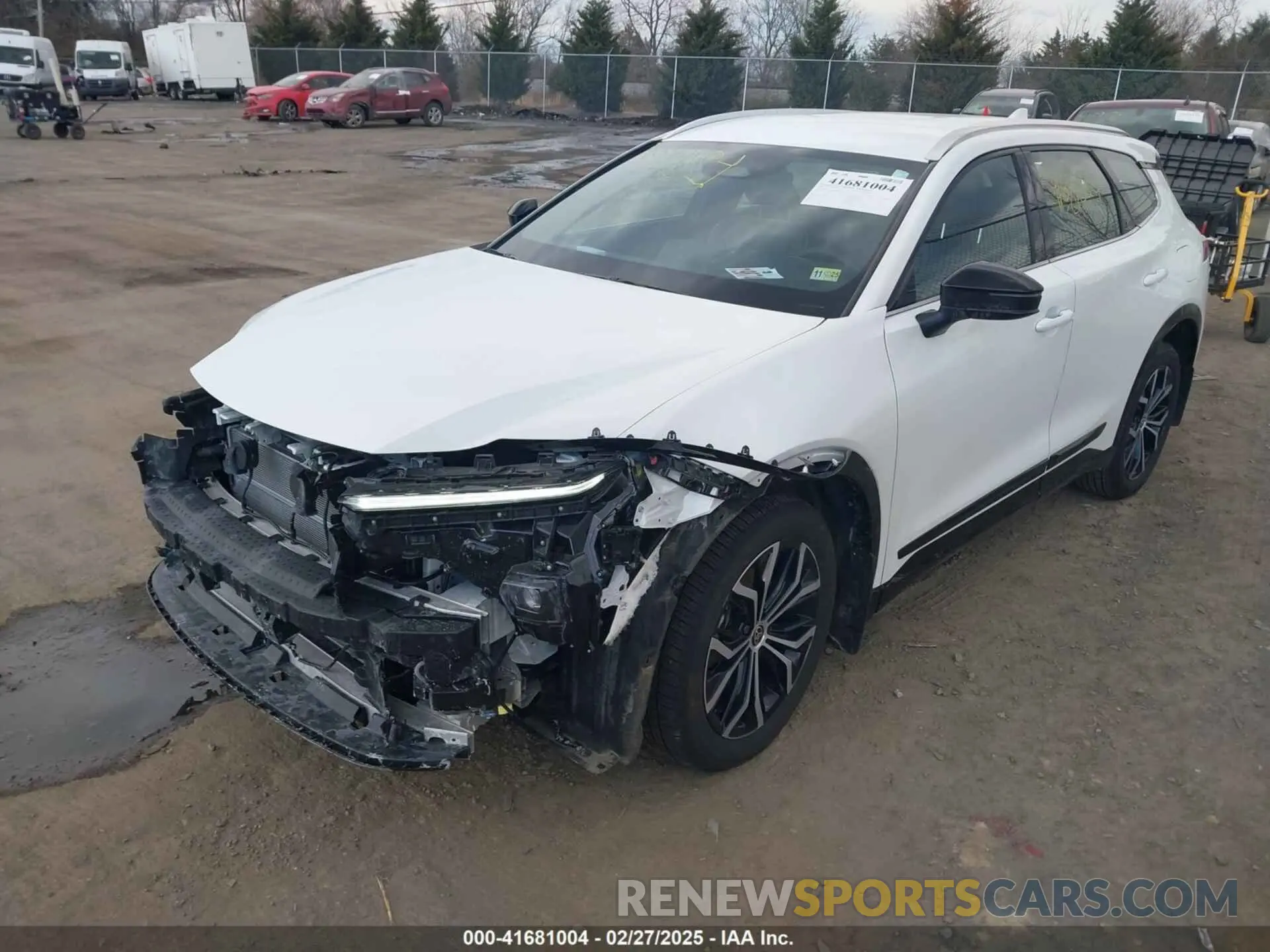2 fotografías del automóvil dañado JTDACAAJ6S3008503 TOYOTA CROWN SIGNIA 2025